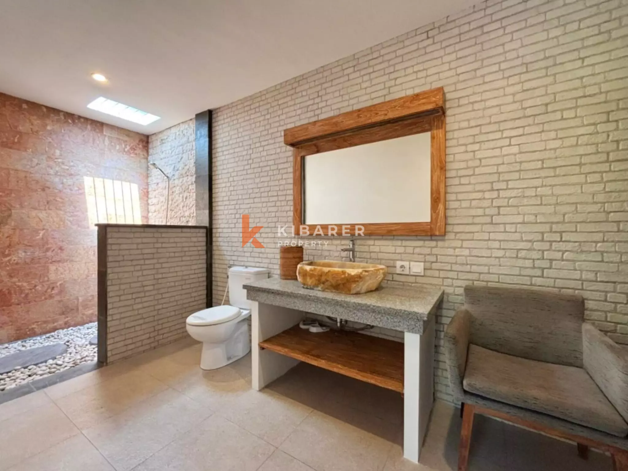 Hidden Gem Three Bedroom Semi-Furnished Villa in Canggu Area — image 13