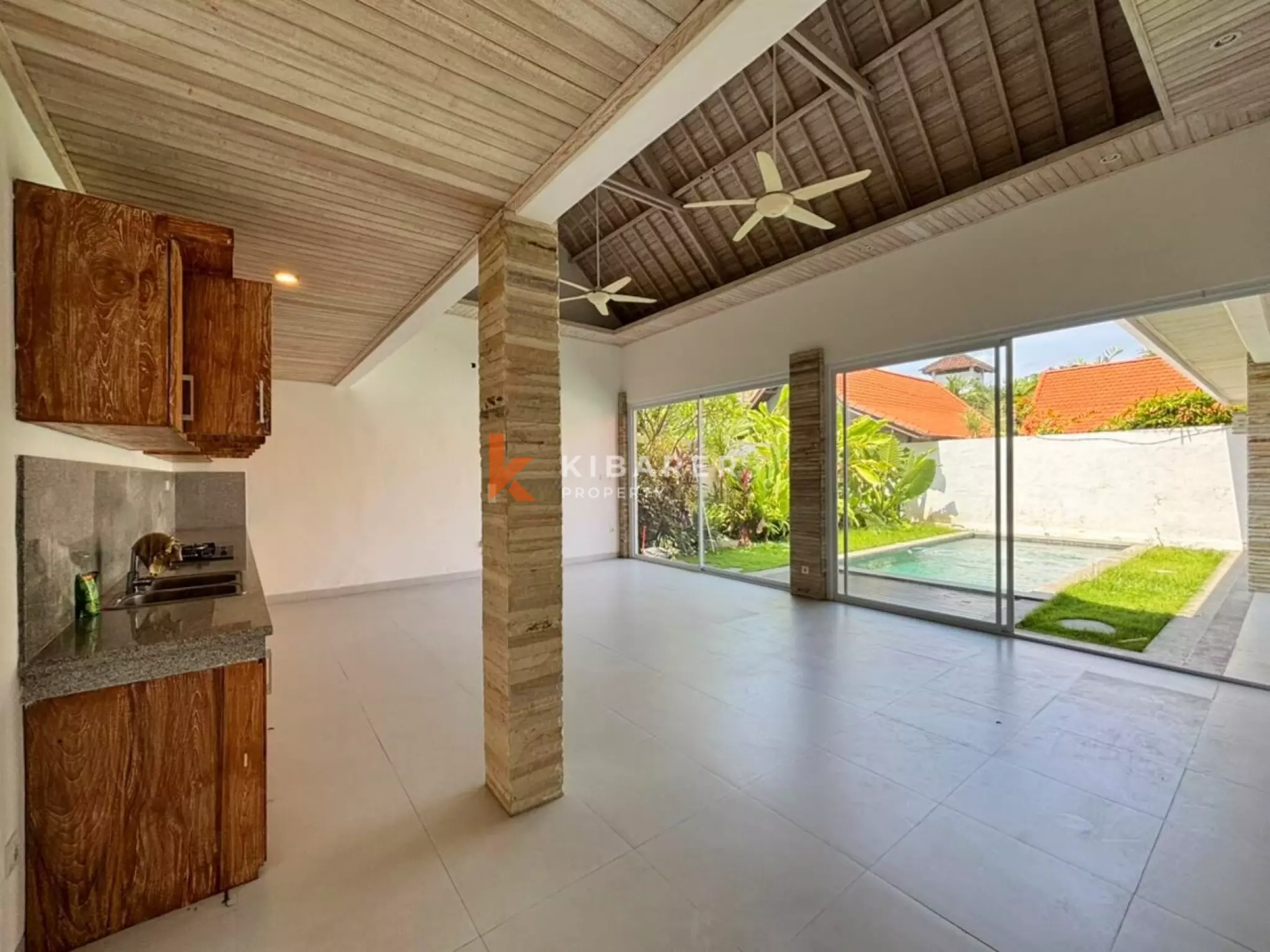 Hidden Gem Three Bedroom Semi-Furnished Villa in Canggu Area — image 6