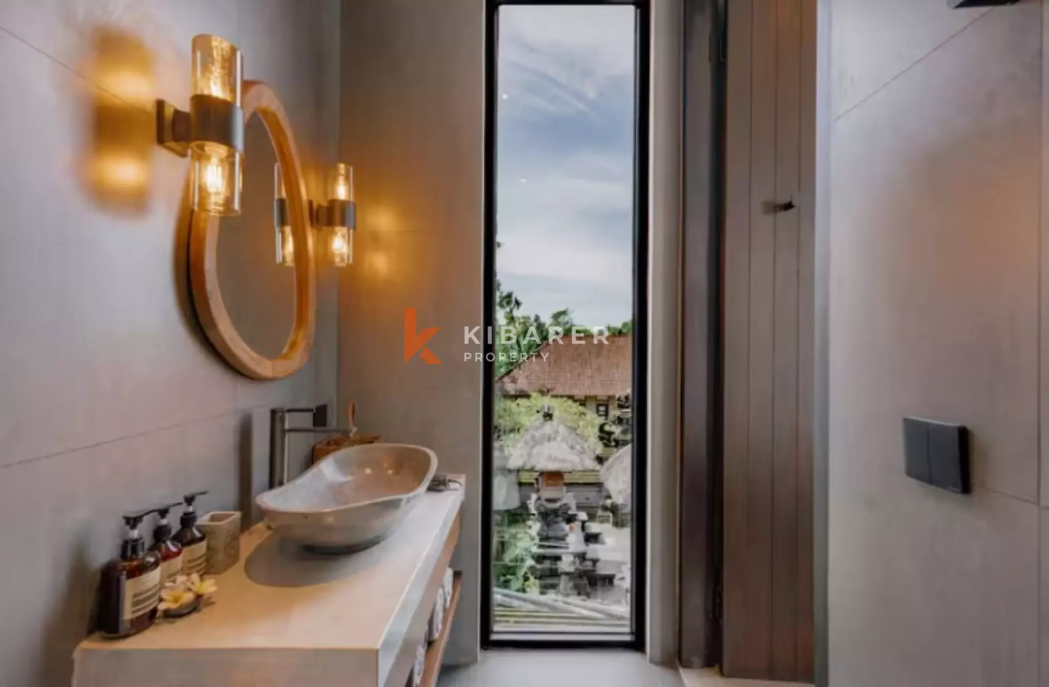 Bold & Beautiful Three Bedroom Villa in Umalas — image 17