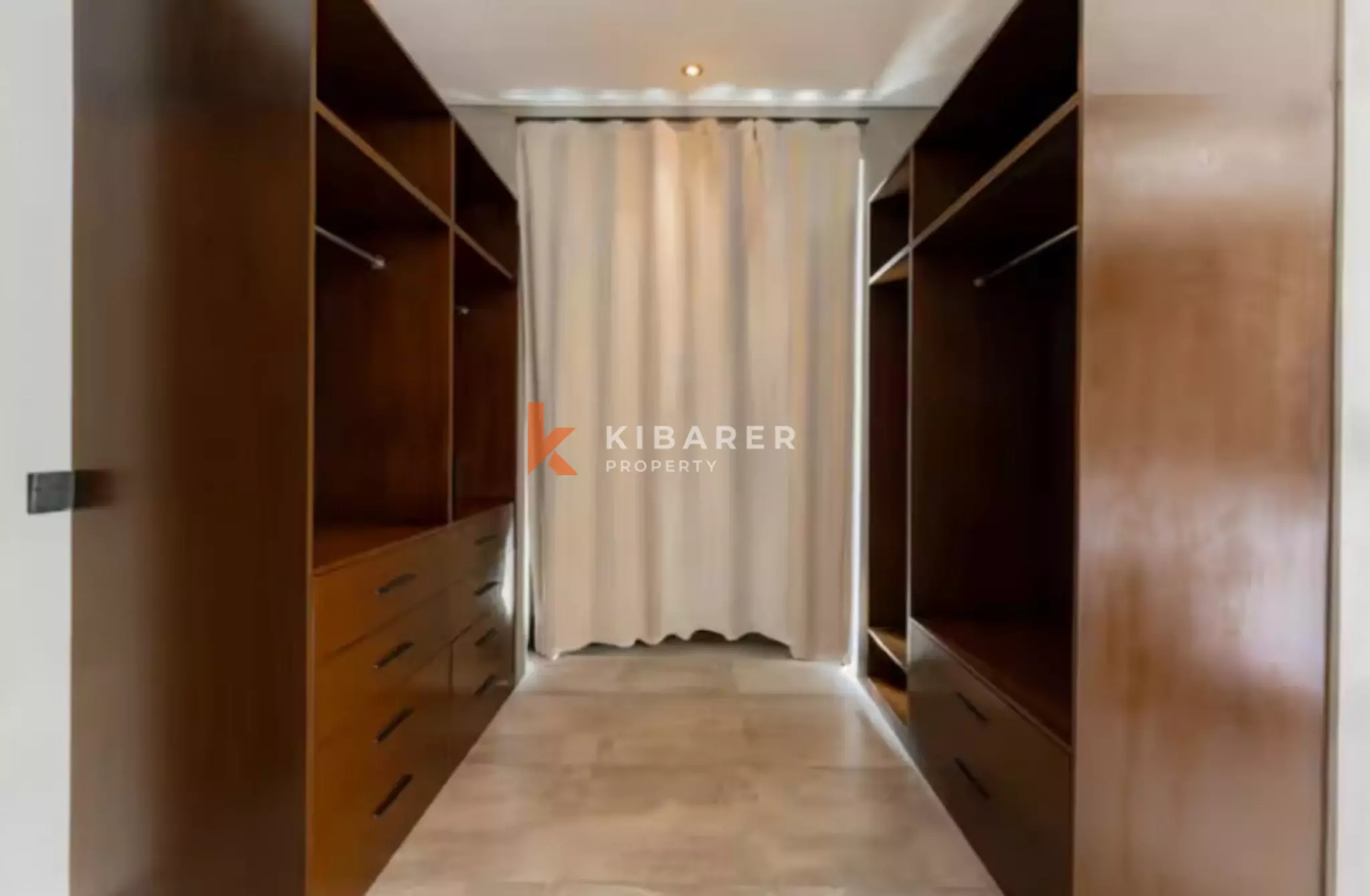 Bold & Beautiful Three Bedroom Villa in Umalas — image 16