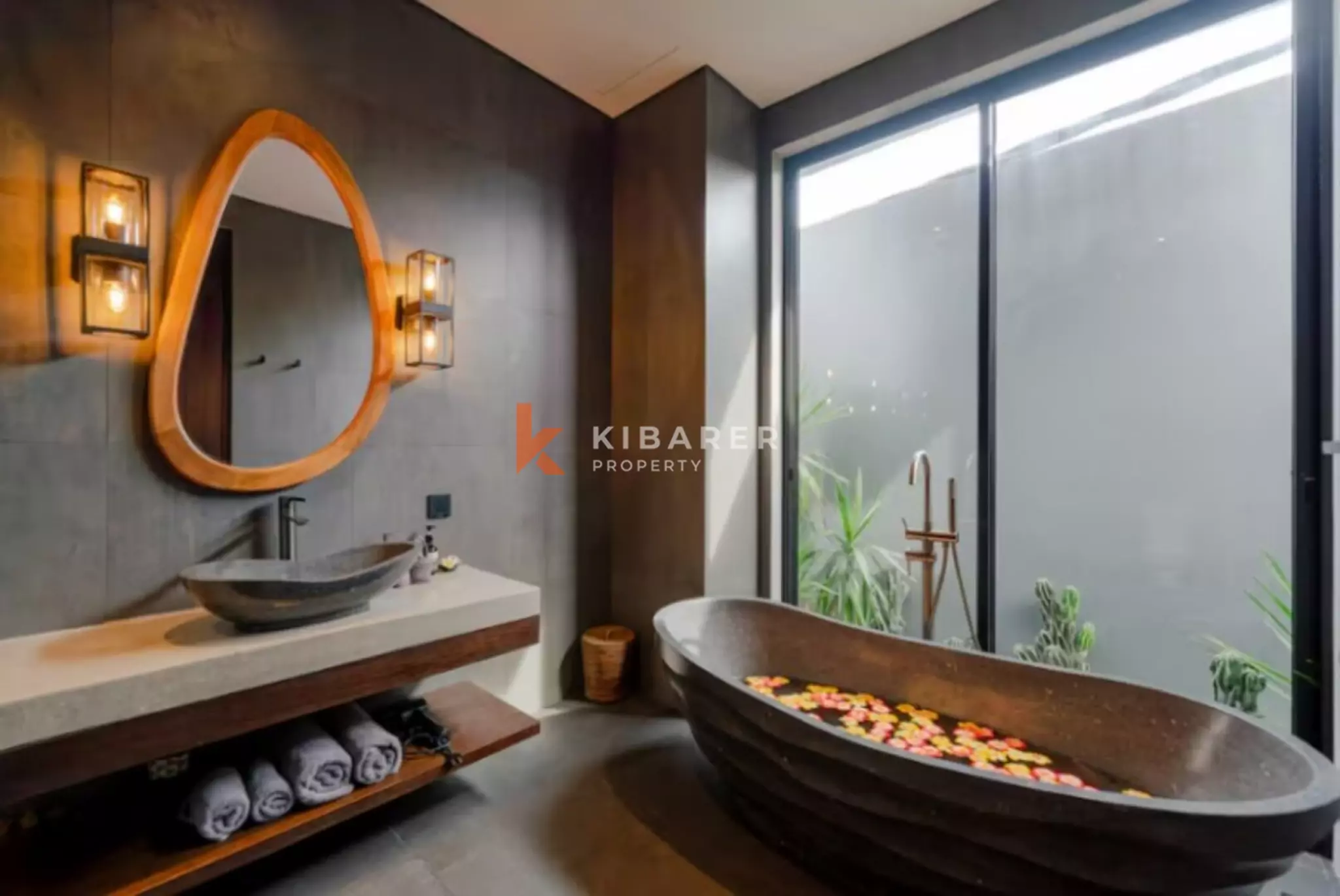 Statement Three Bedroom Villa with Private Pool in Umalas Area — image 6