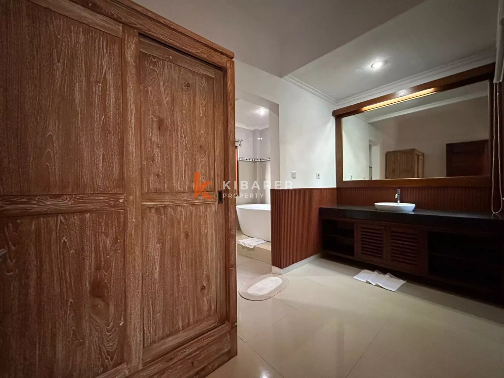 Comfortable Three-Bedroom Villa with Enclosed Living and Private Pool in Canggu — image 14