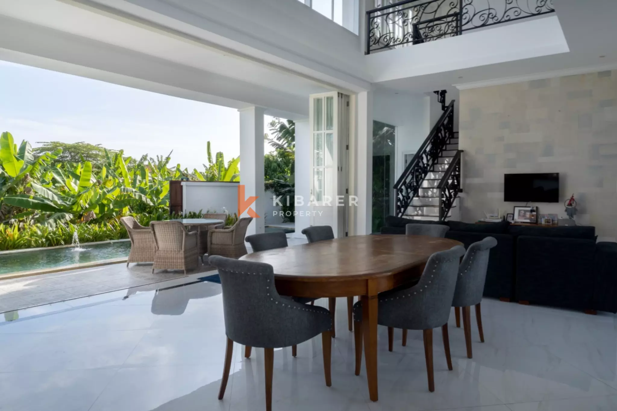 Colonial Style Four-Bedroom Villa in the Heart of Berawa — image 4