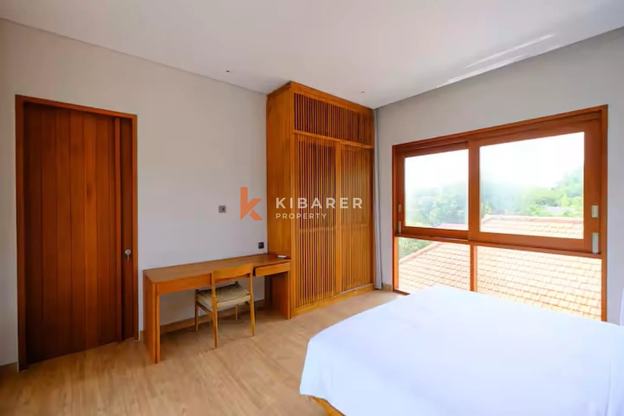 Bright Contemporary Four-Bedrooms Villa in the Heart of Umalas — image 17