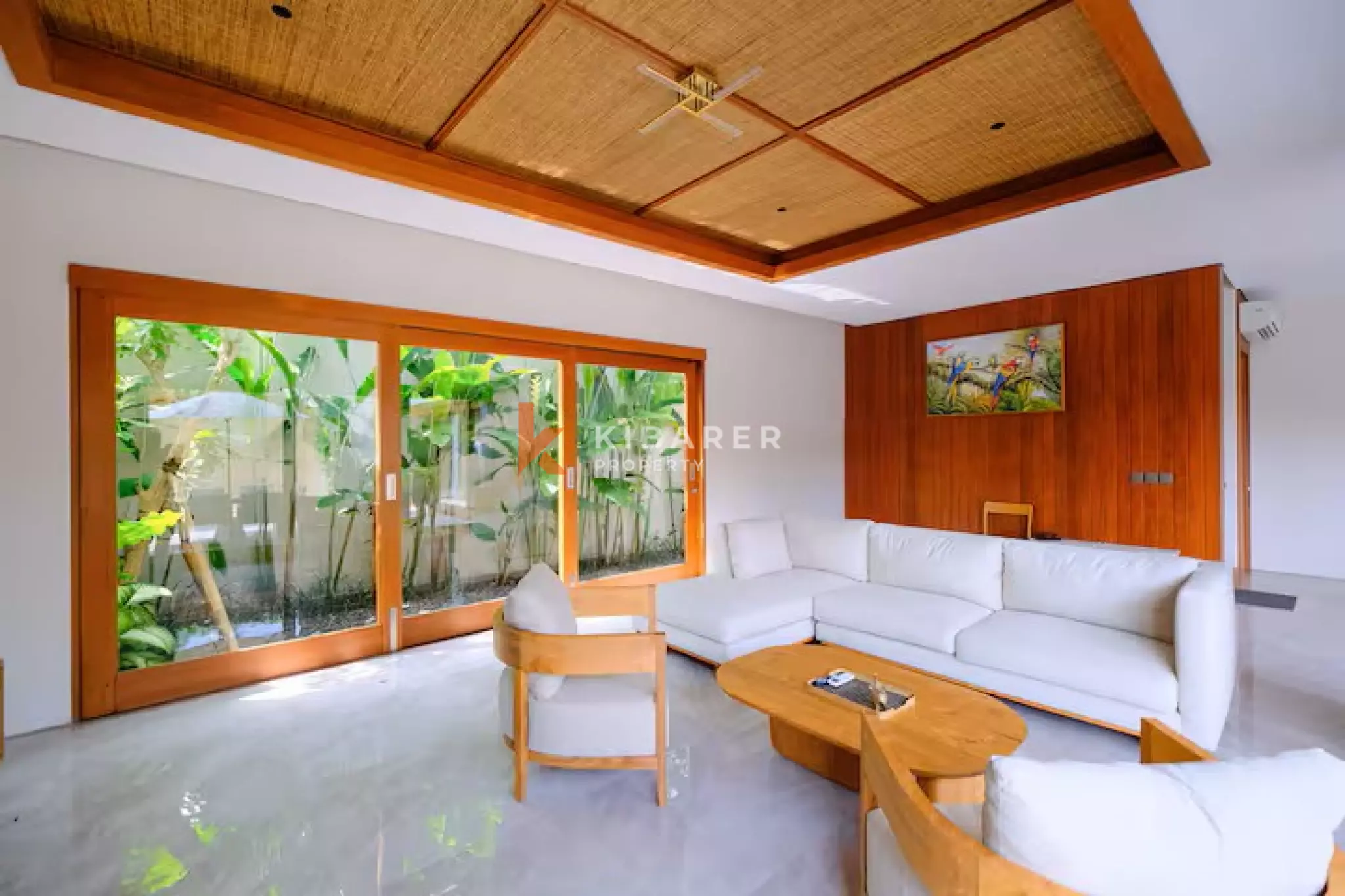 Bright Contemporary Four-Bedrooms Villa in the Heart of Umalas — image 3