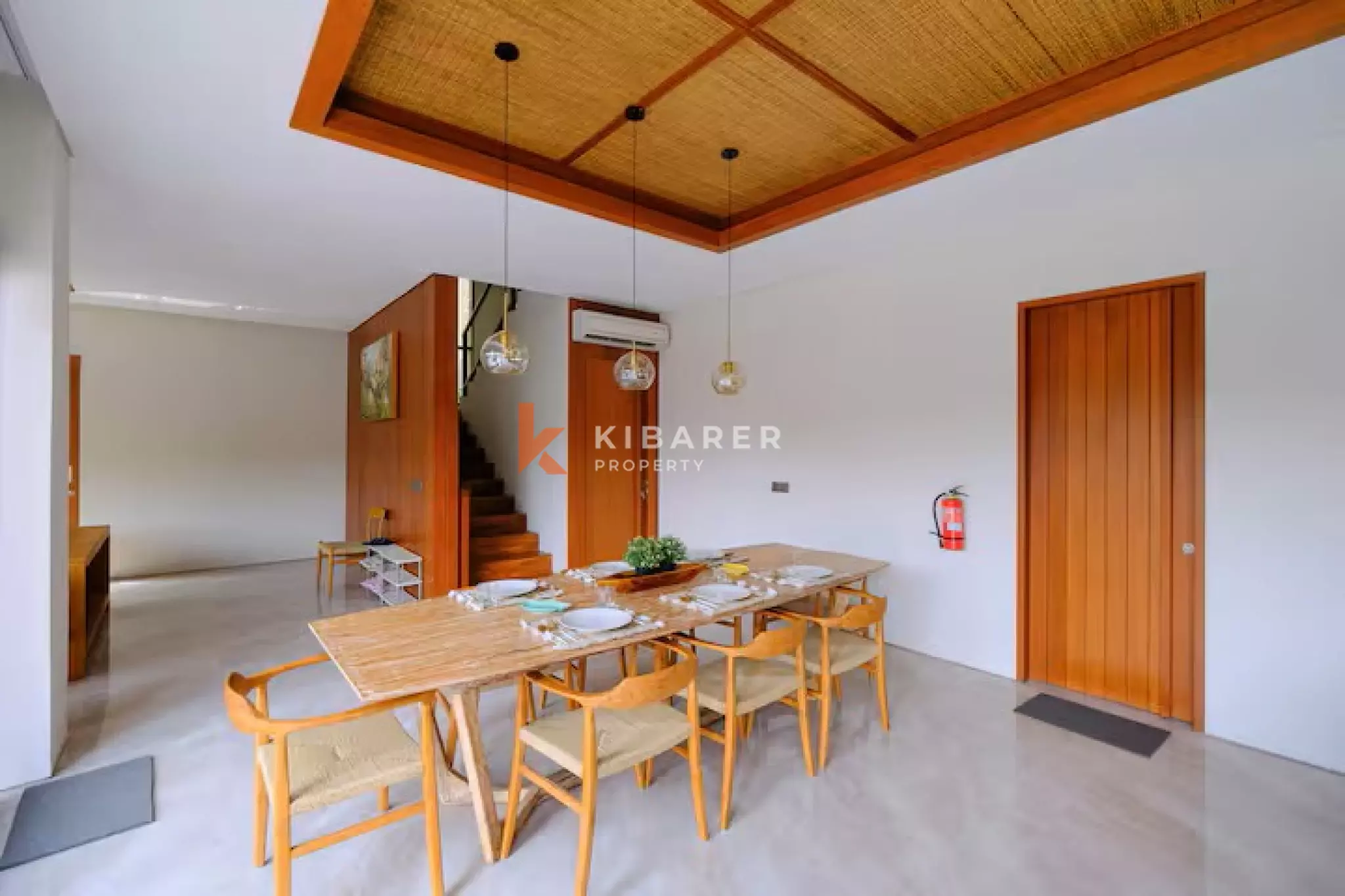 Bright Contemporary Four-Bedrooms Villa in the Heart of Umalas — image 8