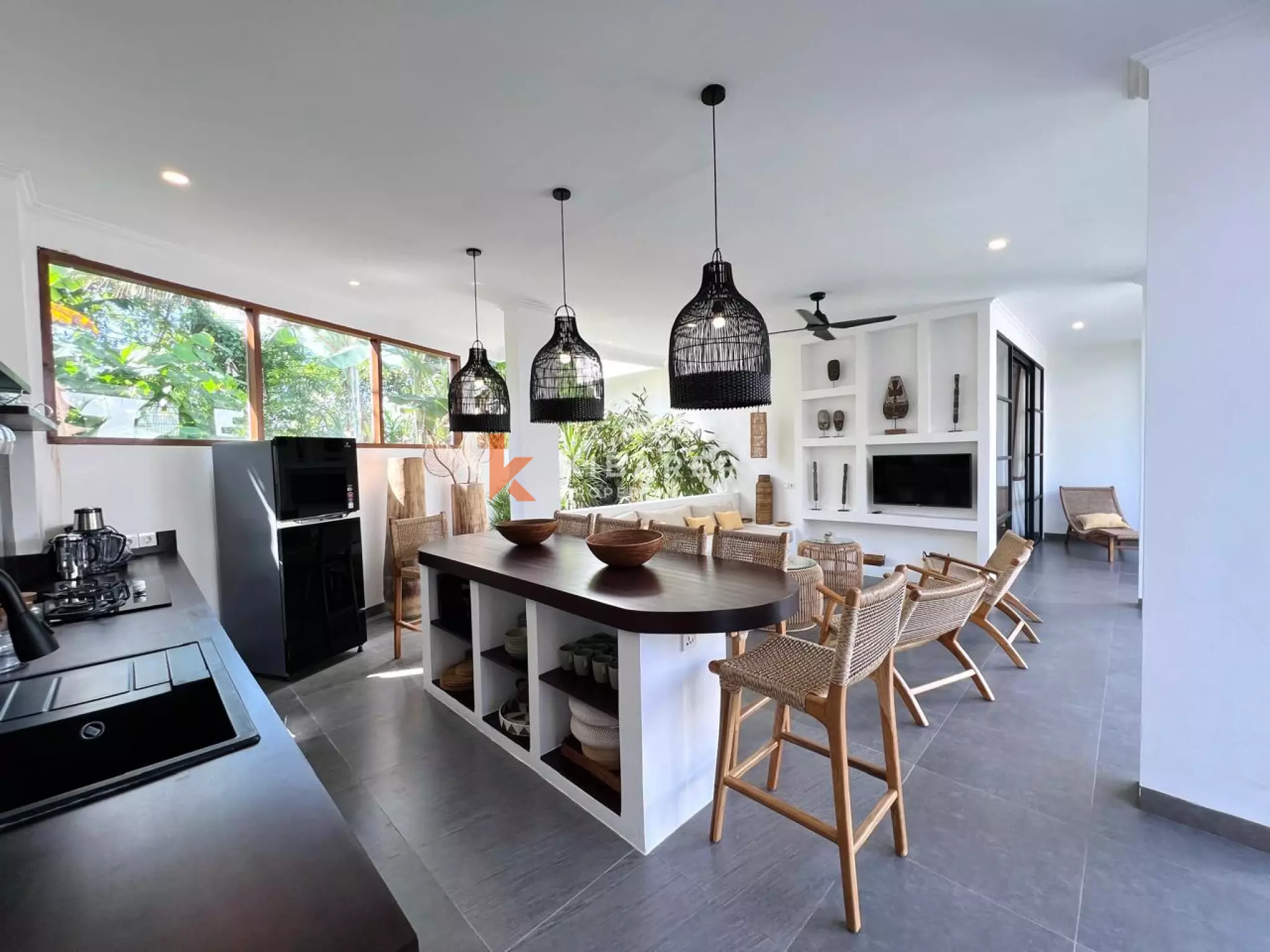 Three-Bedroom Tropical Modern Style Villa with Open Living Room & Rooftop Terrace in Tumbak Bayuh — image 8