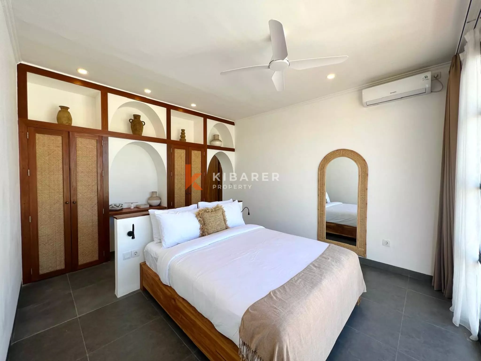 Three-Bedroom Tropical Modern Style Villa with Open Living Room & Rooftop Terrace in Tumbak Bayuh — image 17