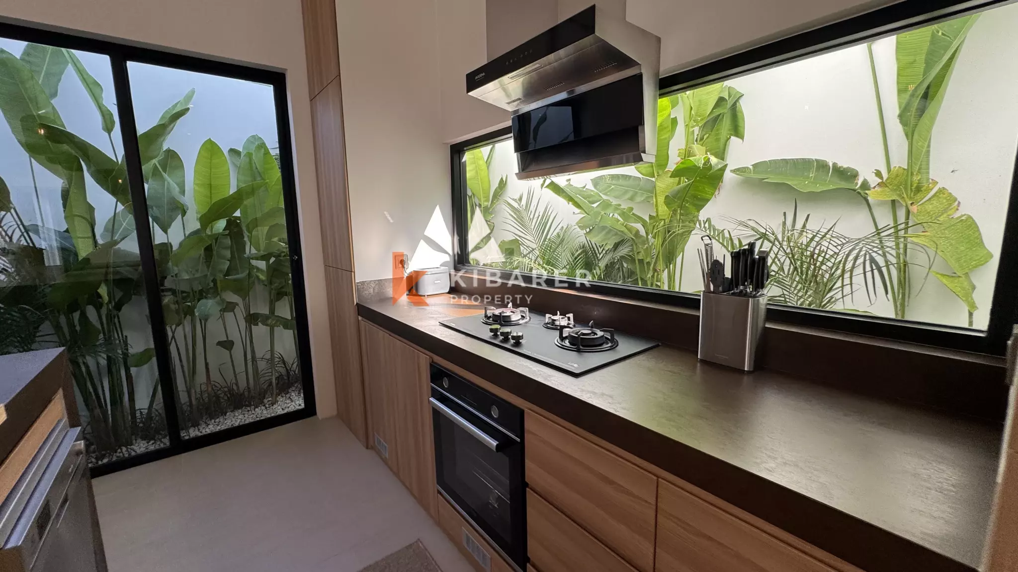 Bright Two-Bedroom Modern Pool Villa in Ungasan — image 17