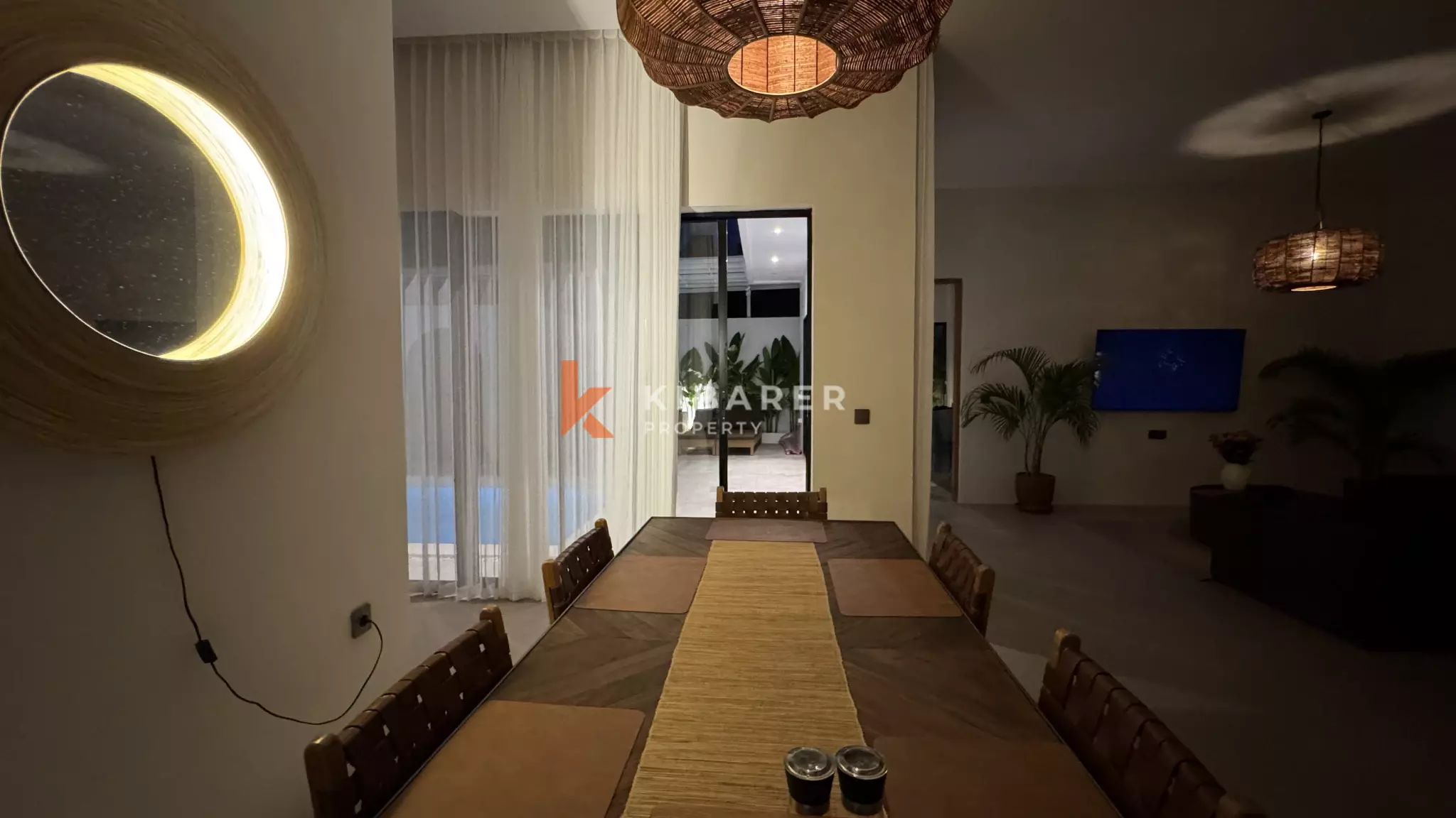 Bright Two-Bedroom Modern Pool Villa in Ungasan — image 18