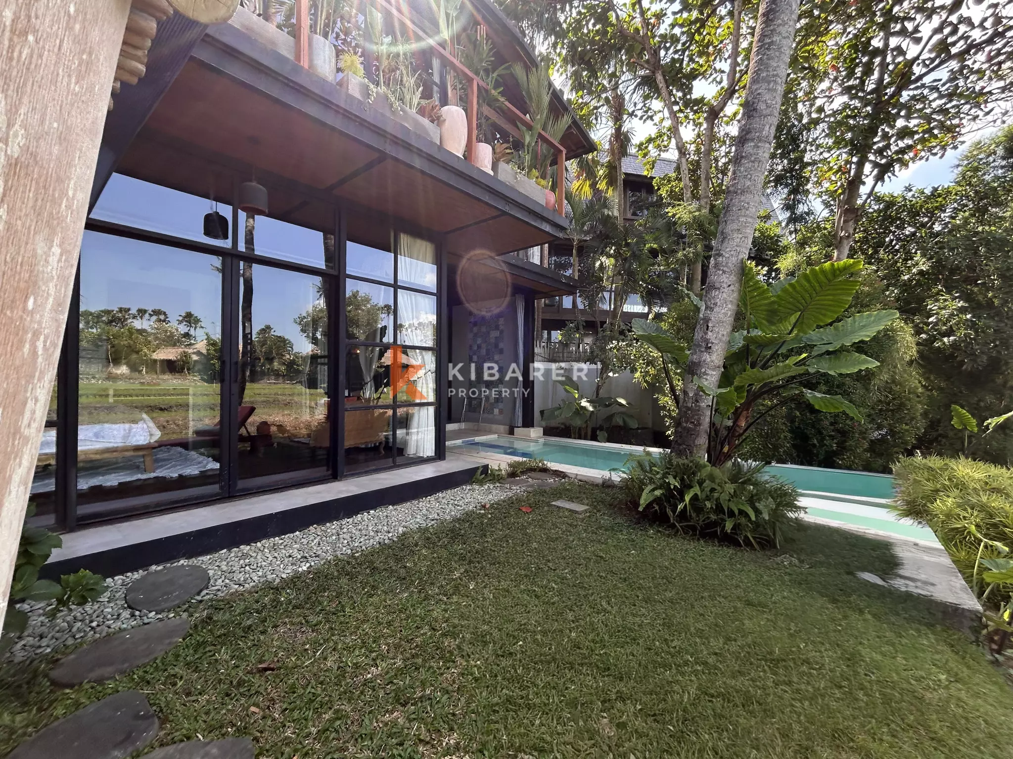 Elegant Two-Story Tropical Villa with Private Pool in Seseh — image 9