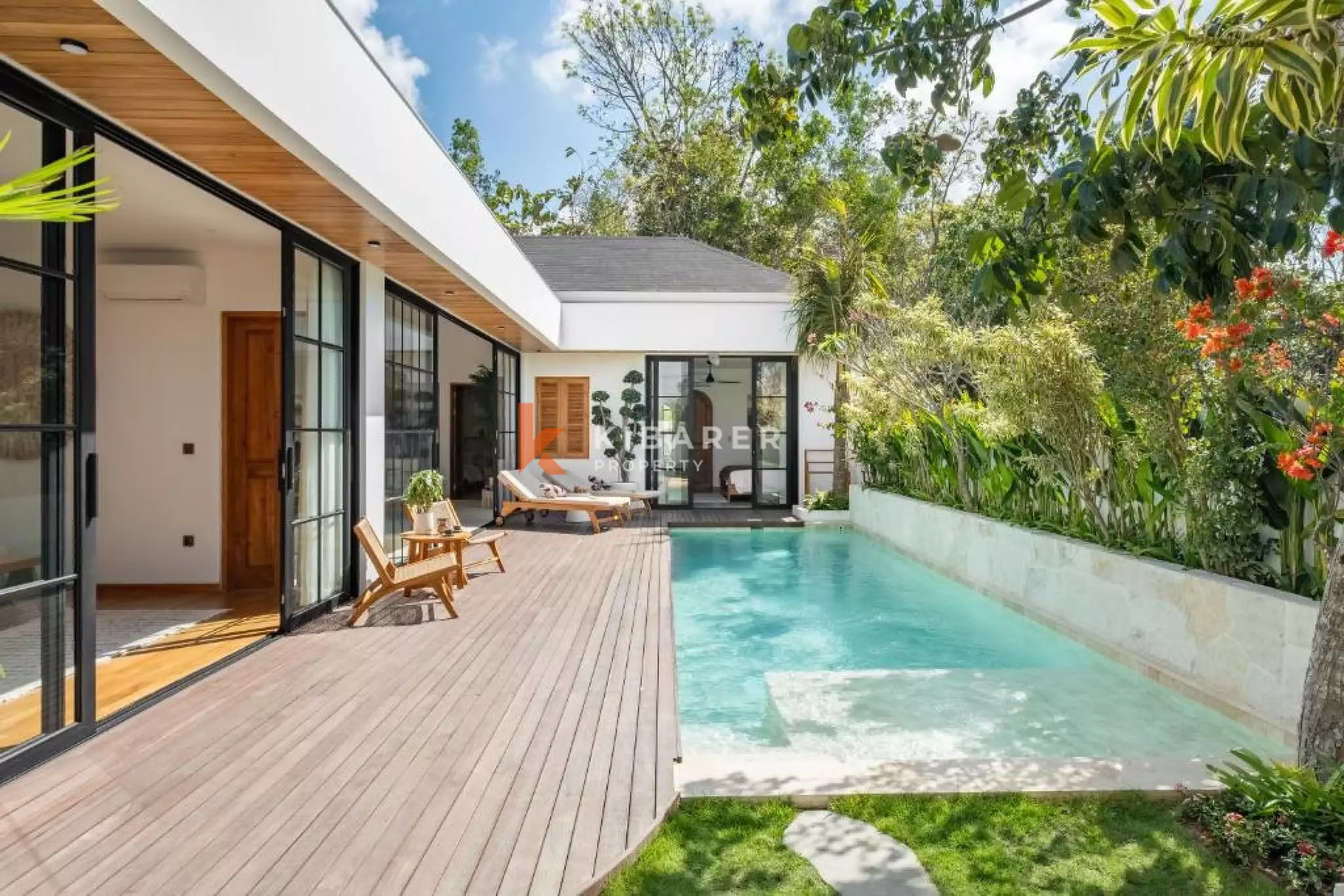 Elegant Three-Bedroom Villa in the Heart of Pecatu — image 1