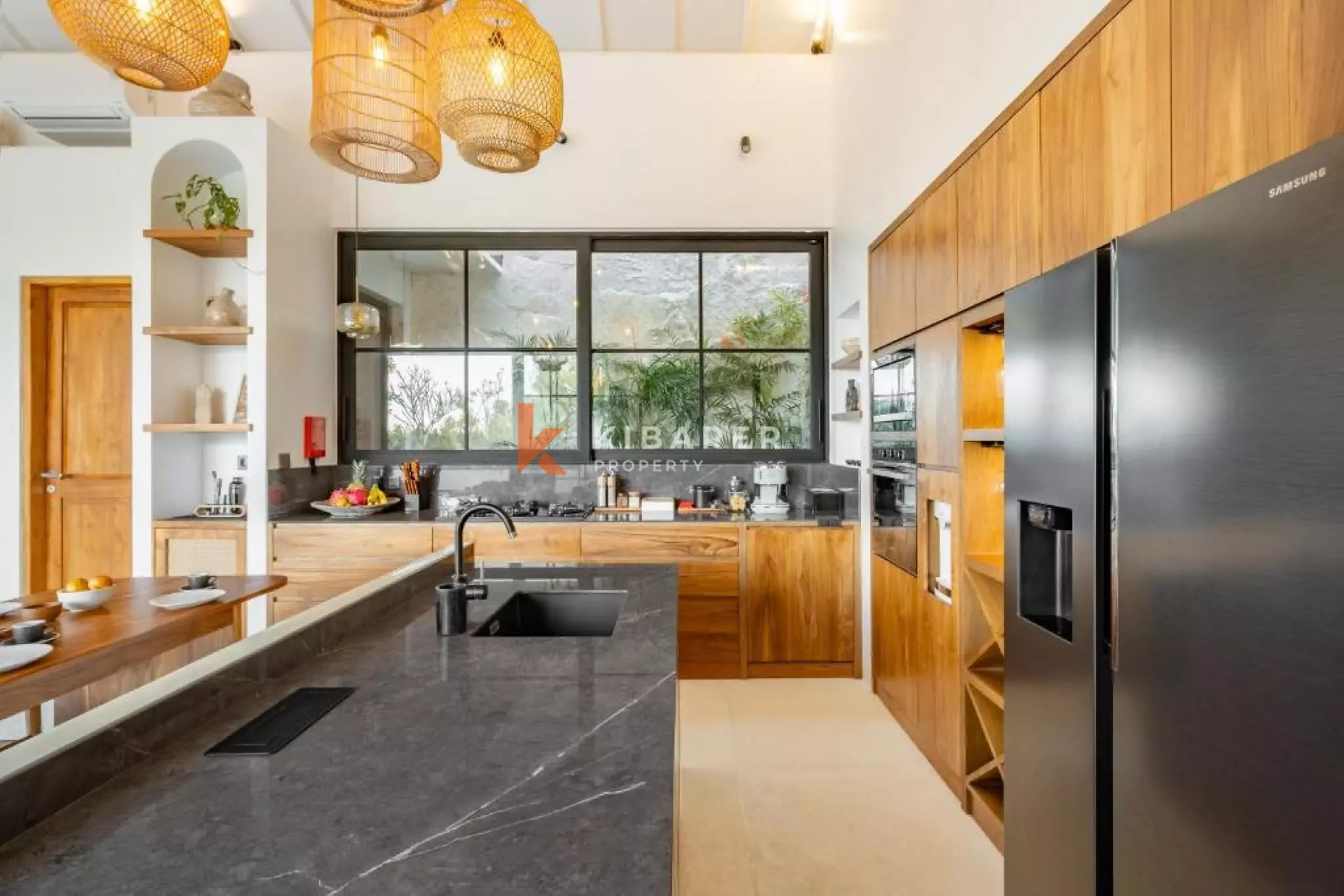 Elegant Three-Bedroom Villa in the Heart of Pecatu — image 7