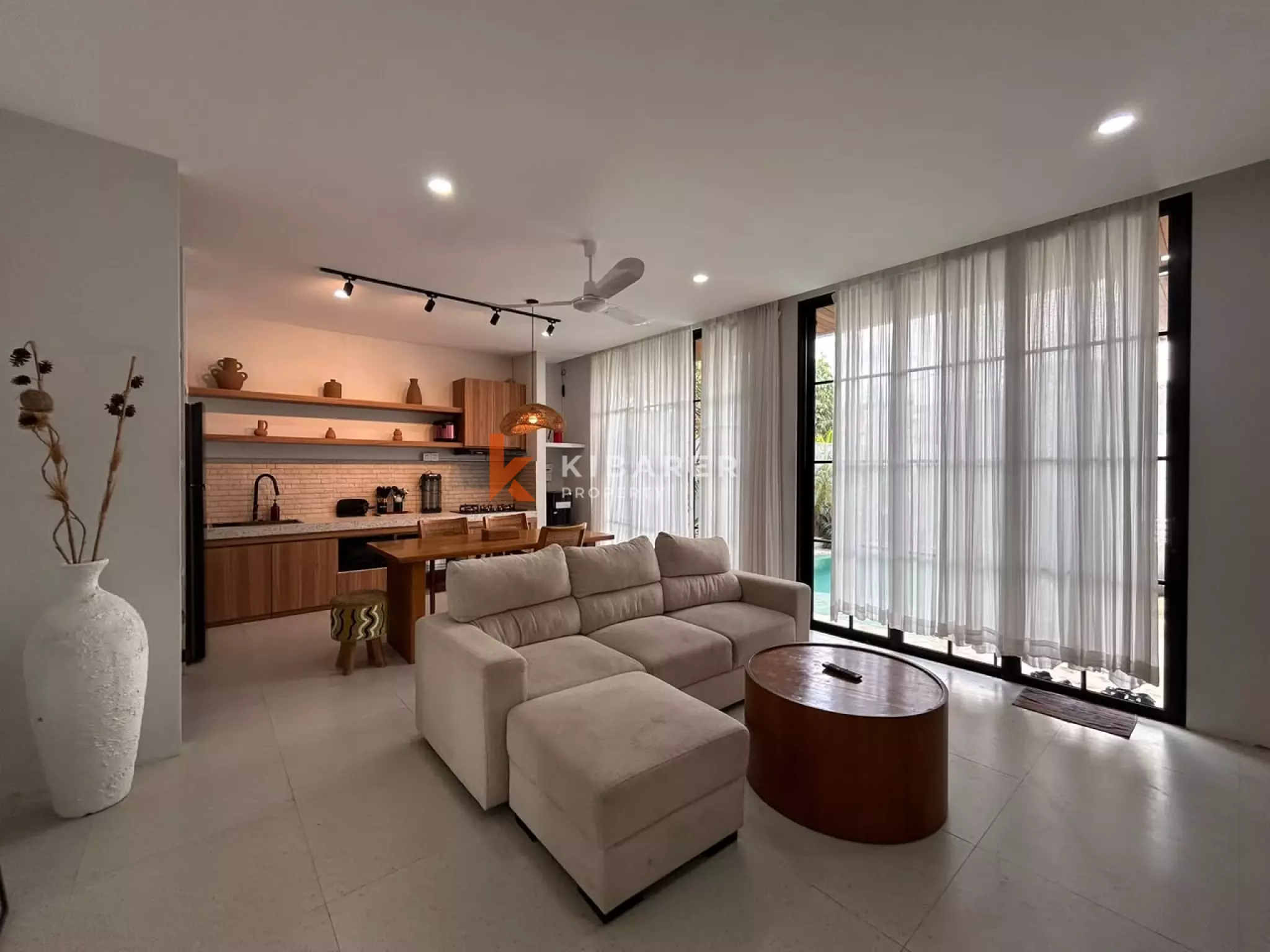 Contemporary Three-Bedroom Villa with Private Pool in Tumbak Bayuh — image 4