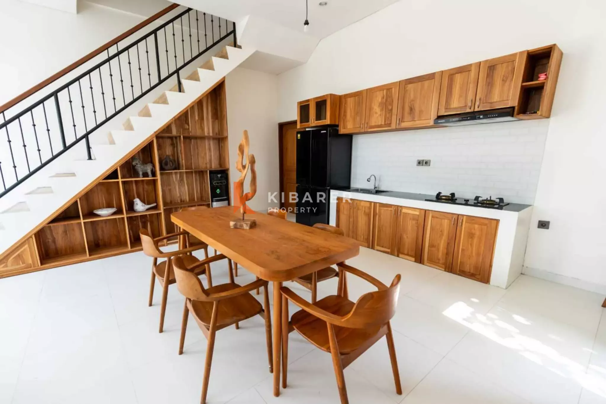 Two Bedroom Villa in Canggu with Enclosed Living and Ricefield View — image 7