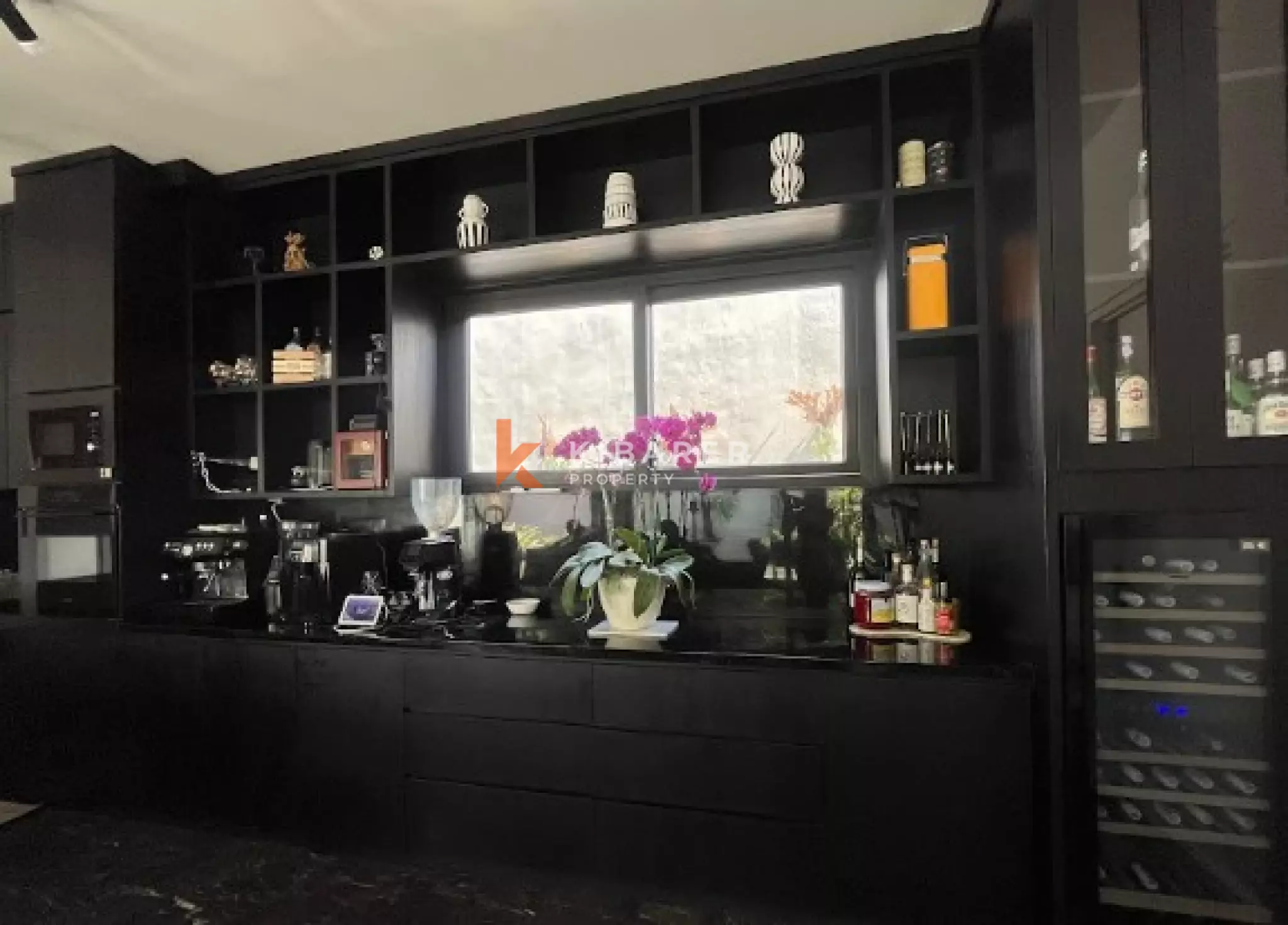 5BR Villa for Rent in Kerobokan, Bali — image 8