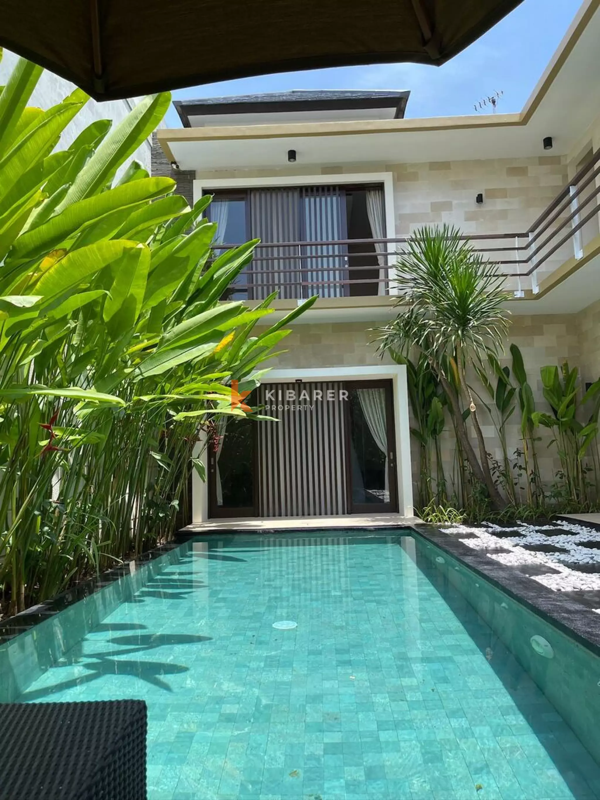Beautiful Four Bedroom Villa with Open Living in Nusa Dua — image 2