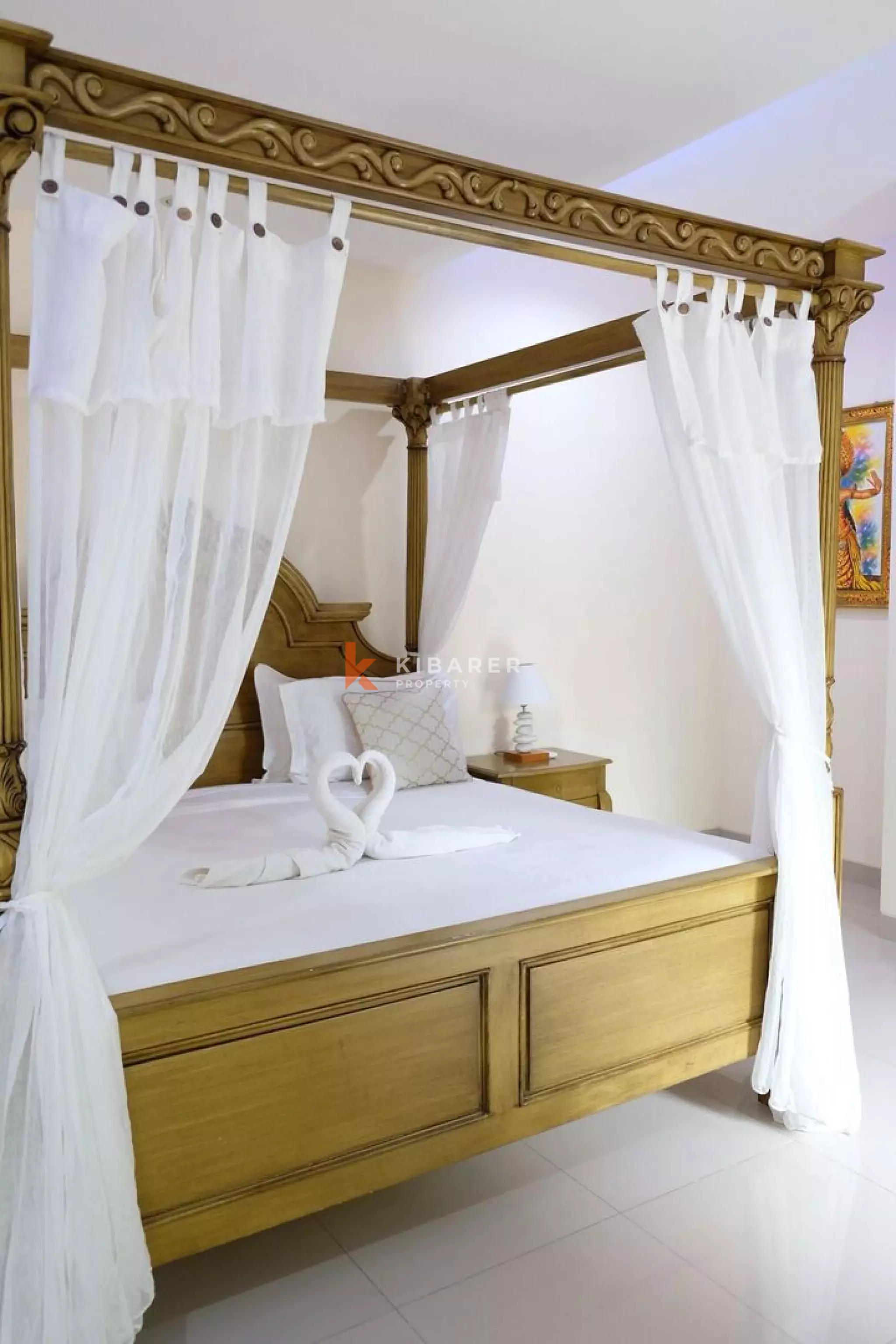 Beautiful Four Bedroom Villa with Open Living in Nusa Dua — image 12
