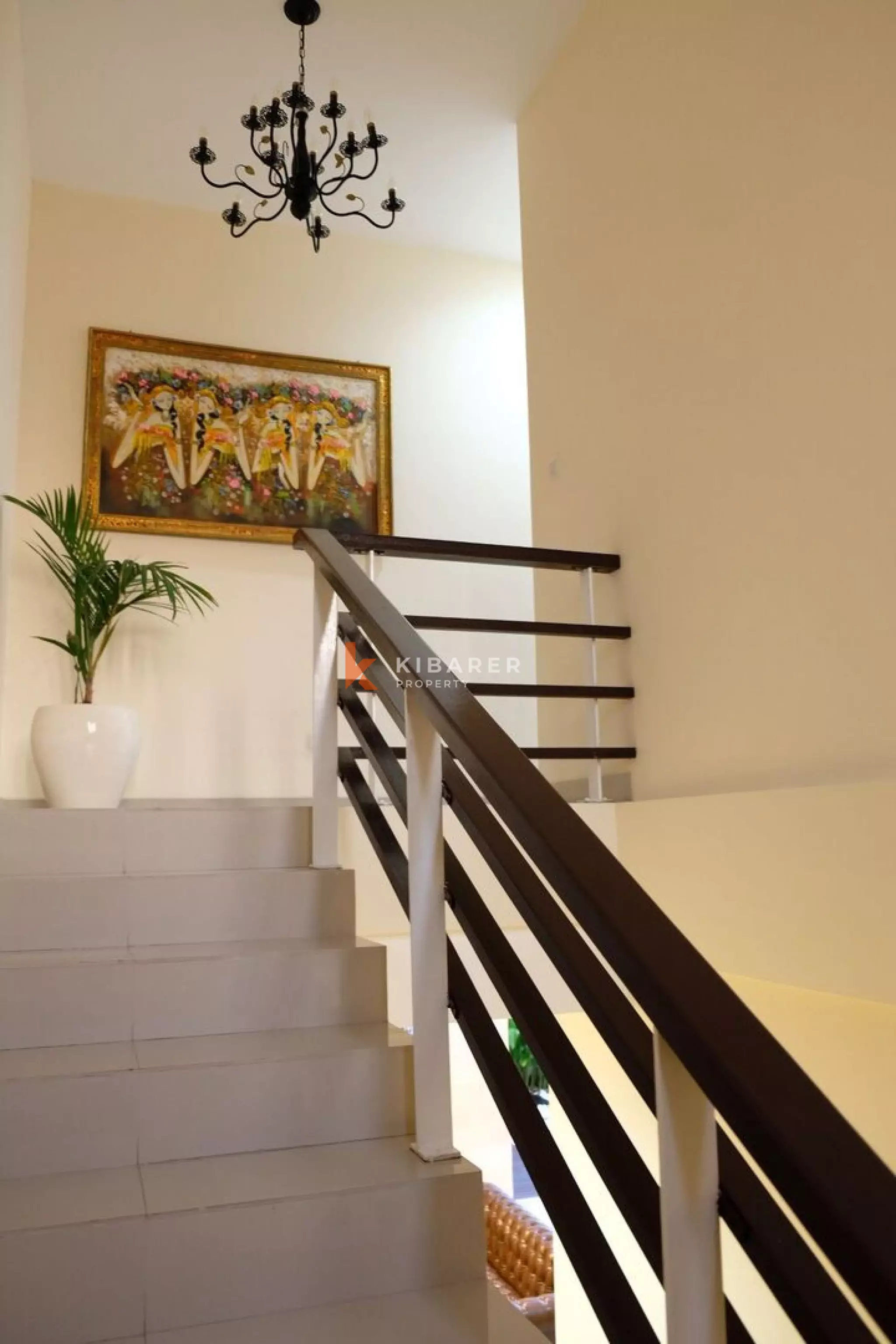 Beautiful Four Bedroom Villa with Open Living in Nusa Dua — image 15
