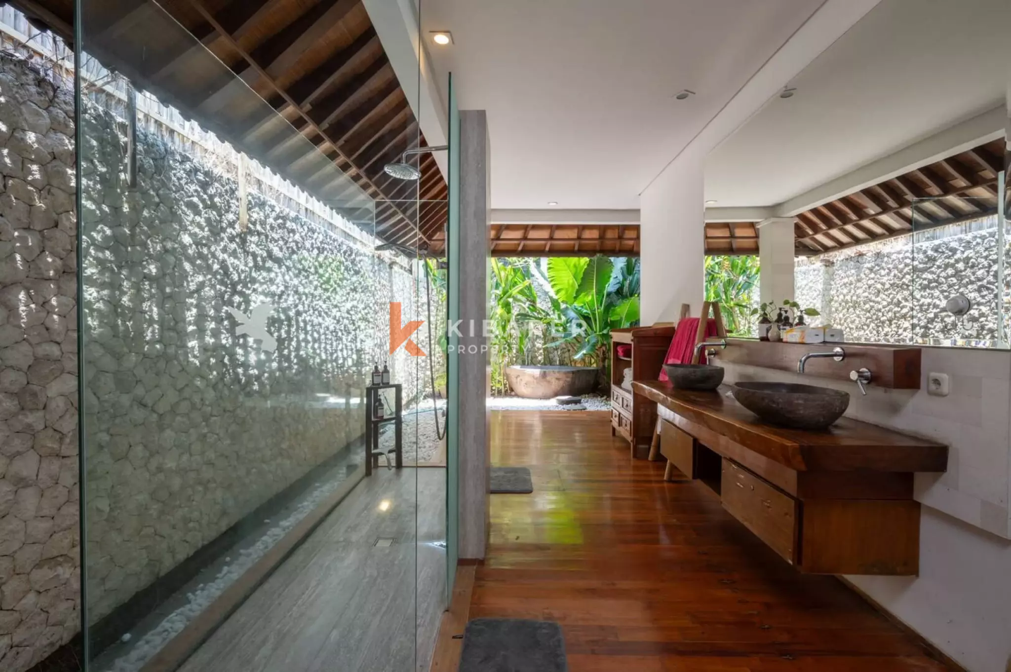 Enchanted Garden – Three Bedroom Villa in Kerobokan — image 13