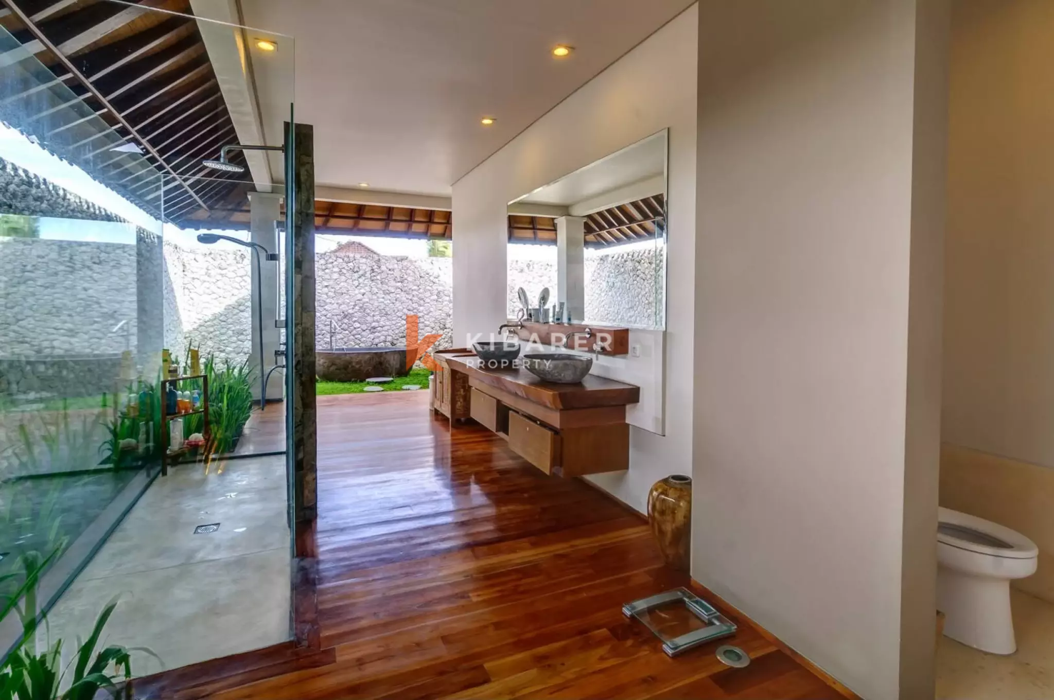 Enchanted Garden – Three Bedroom Villa in Kerobokan — image 12
