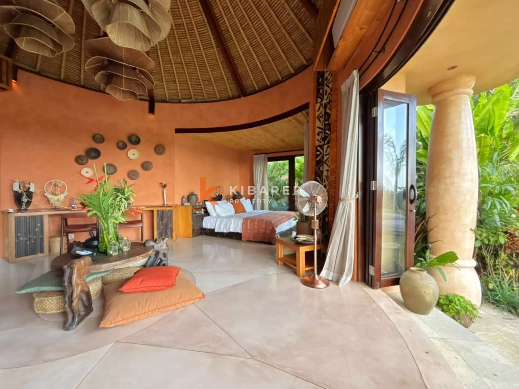 Architectural Tropical Estate – Five Bedroom Villa with Expansive Garden in Seseh — image 18