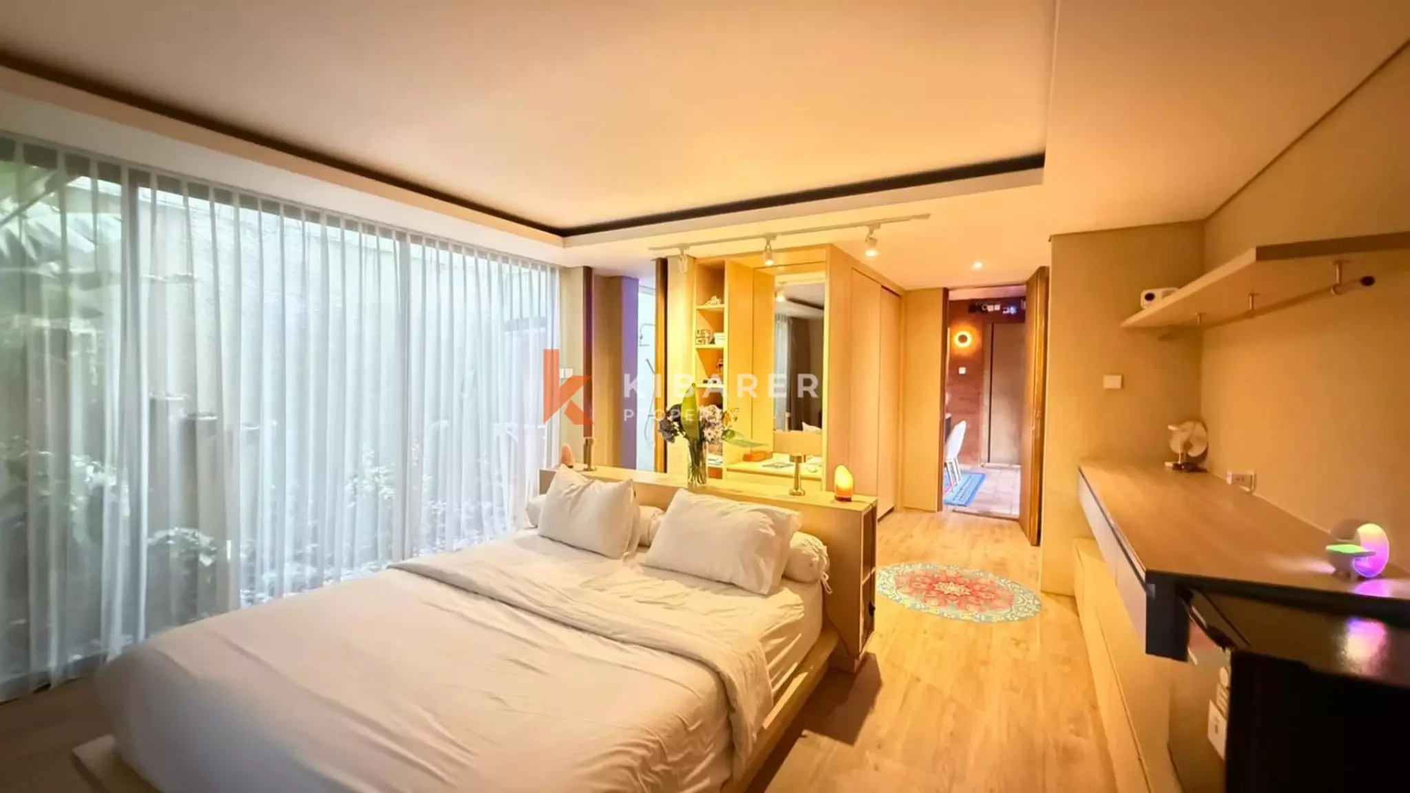 Tropical Five Bedroom Villa with Private Jacuzzi in Kayu Tulang — image 14