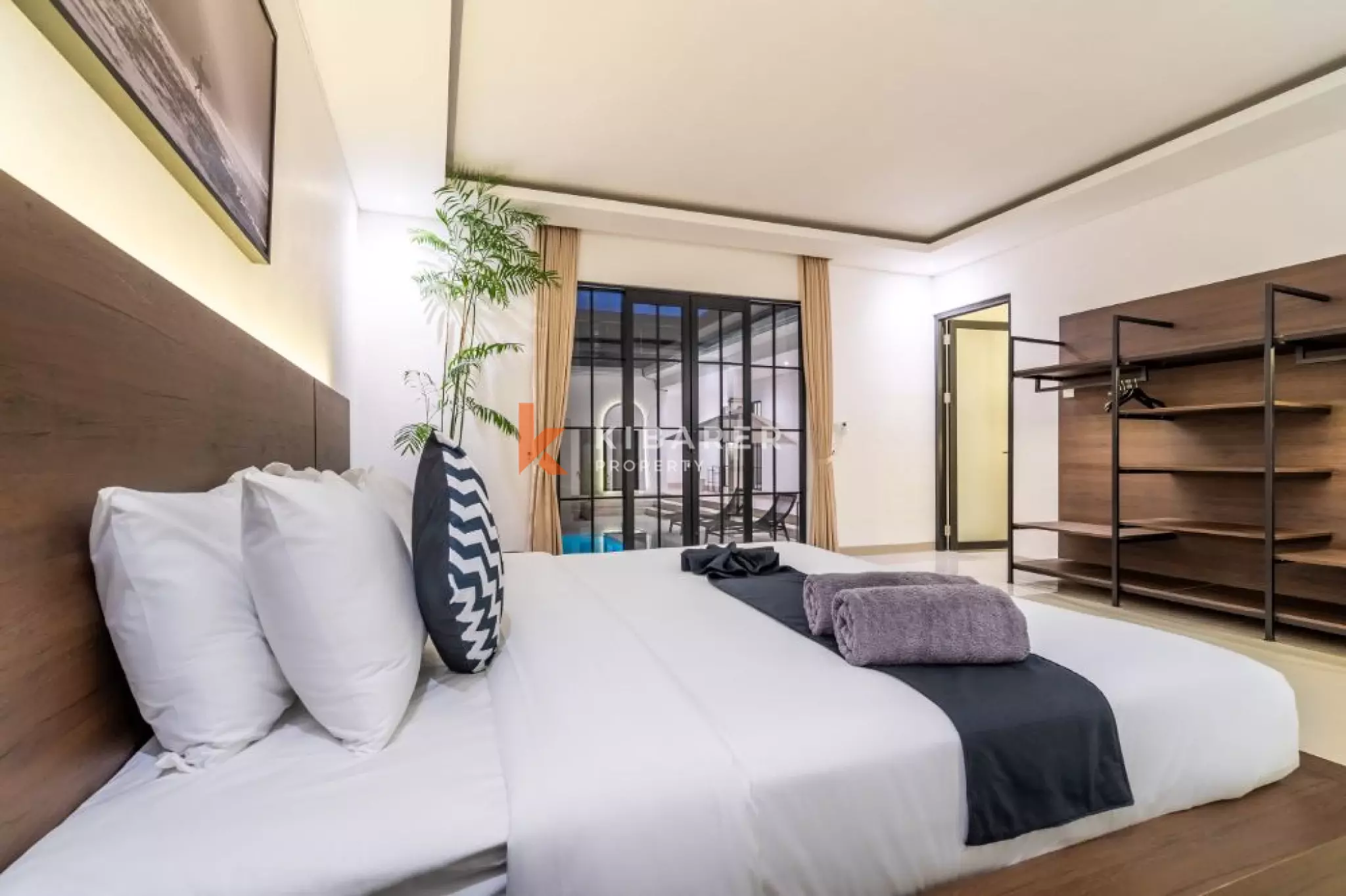 Tropical Three-Bedroom Pool Villa in Canggu — image 11