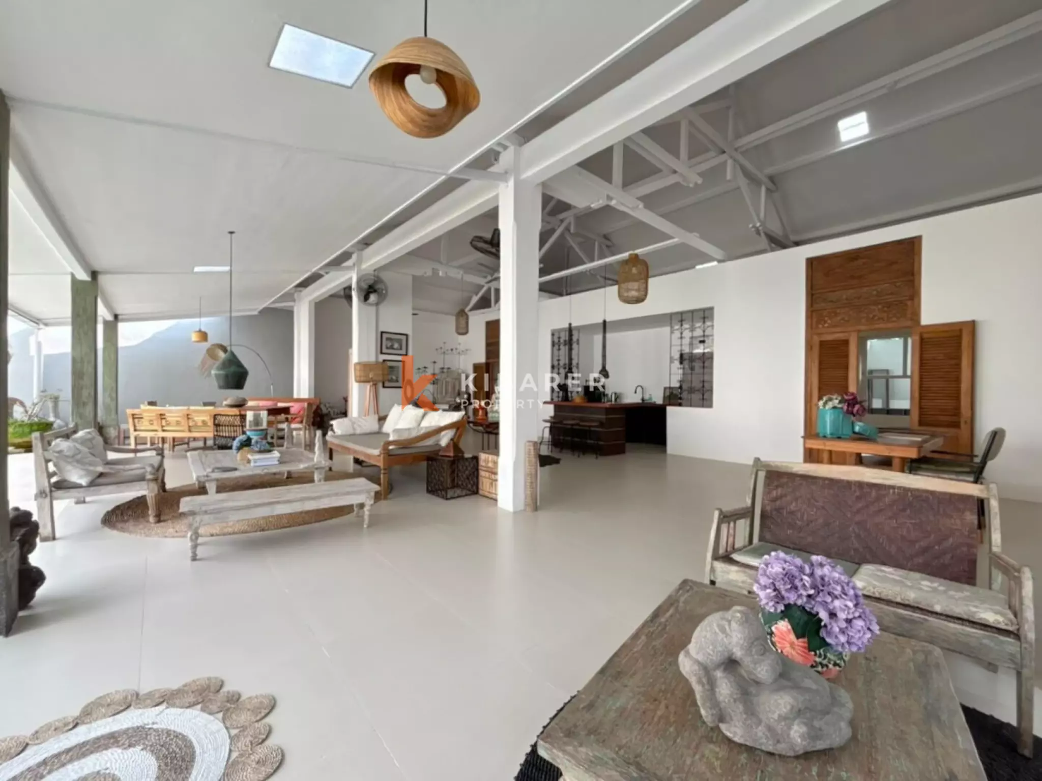 Charming Two-Bedroom Pool Villa with Open Family Area in Seminyak — image 4