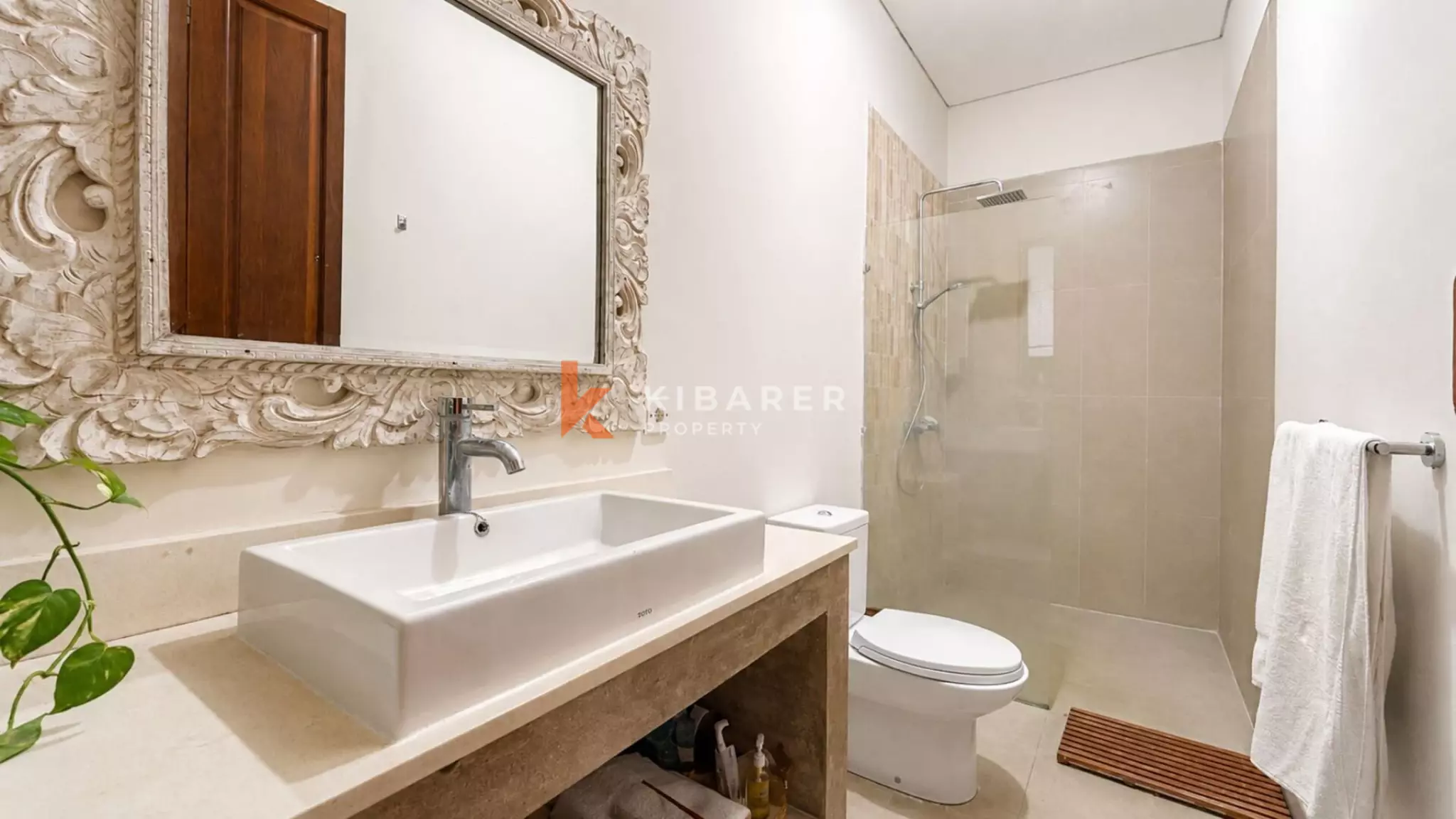 Beachfront Comfort – Four-Bedroom Villa in Canggu — image 14