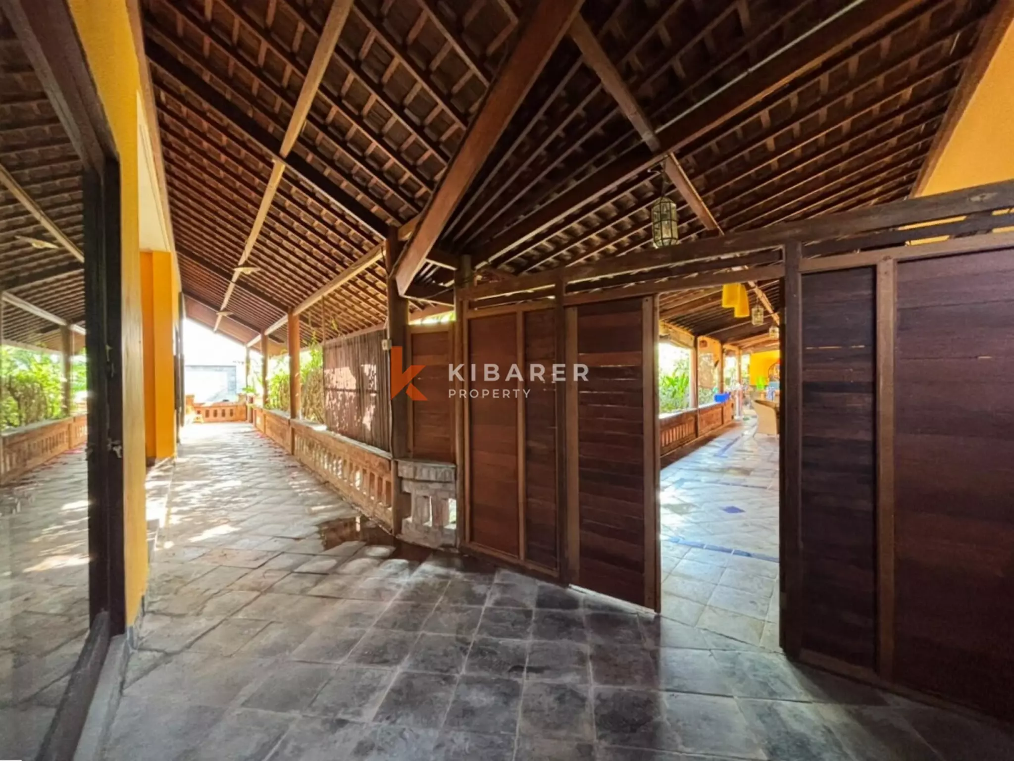 Private 4-Bedroom Villa with Garden in Gianyar — image 12