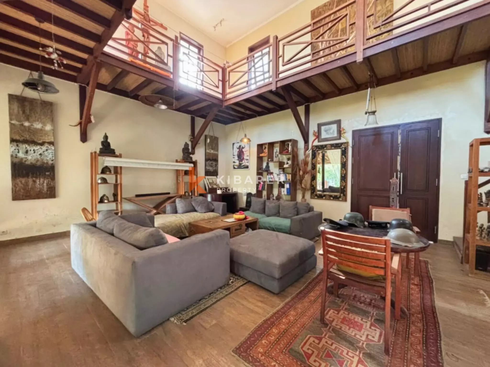 Private 4-Bedroom Villa with Garden in Gianyar — image 6