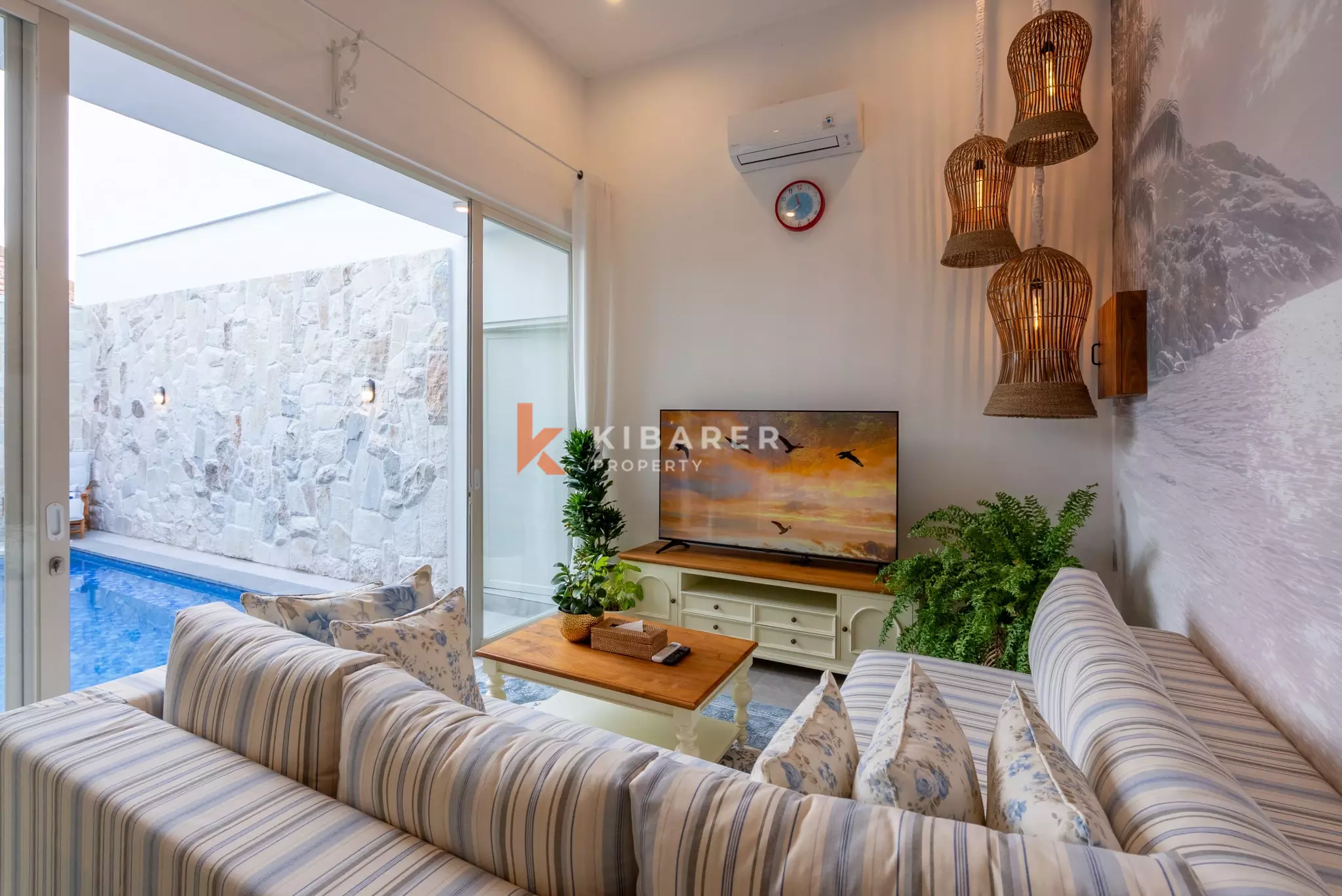 Charming Two-Bedroom Villa in Prime Berawa Location — image 9