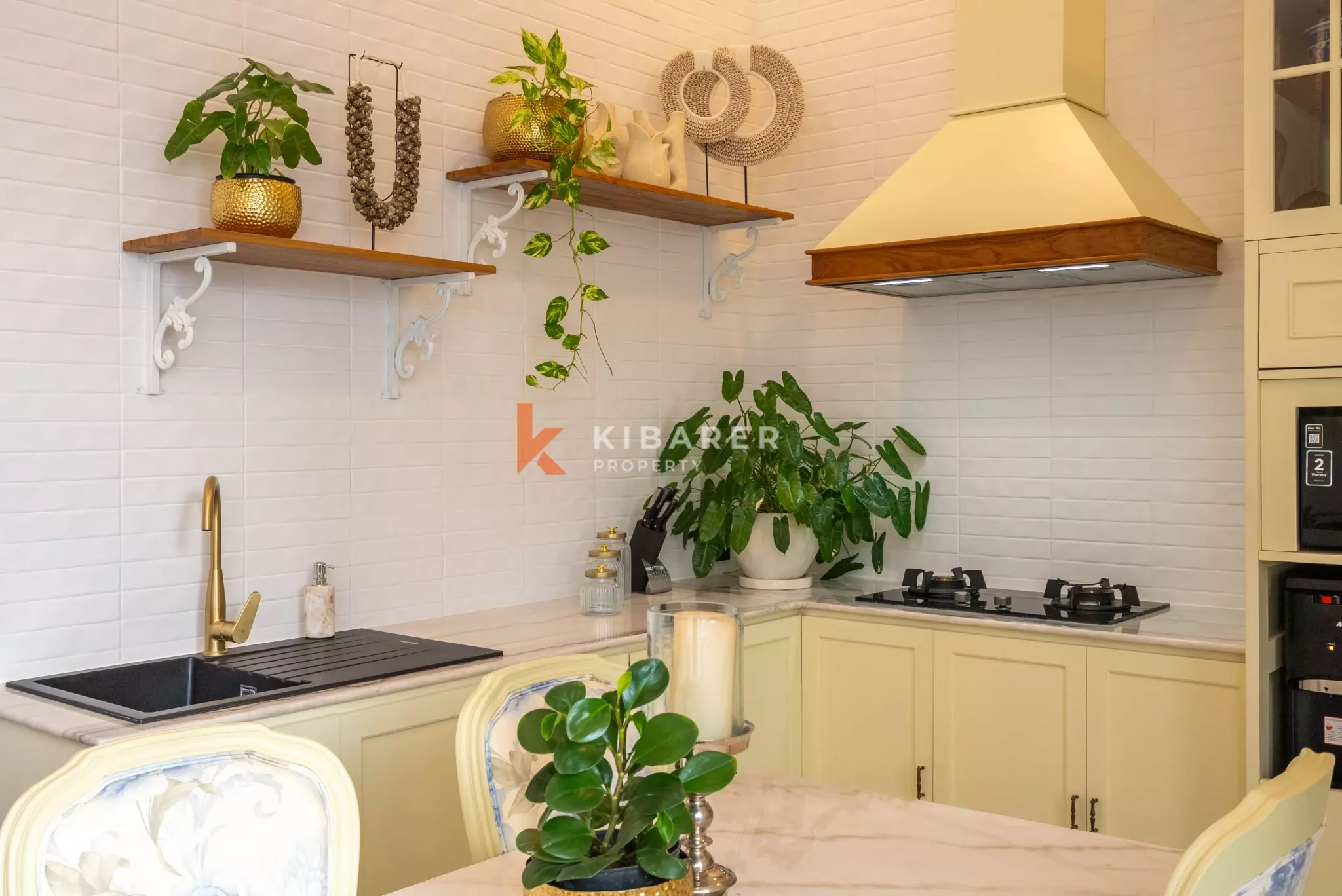 Charming Two-Bedroom Villa in Prime Berawa Location — image 13
