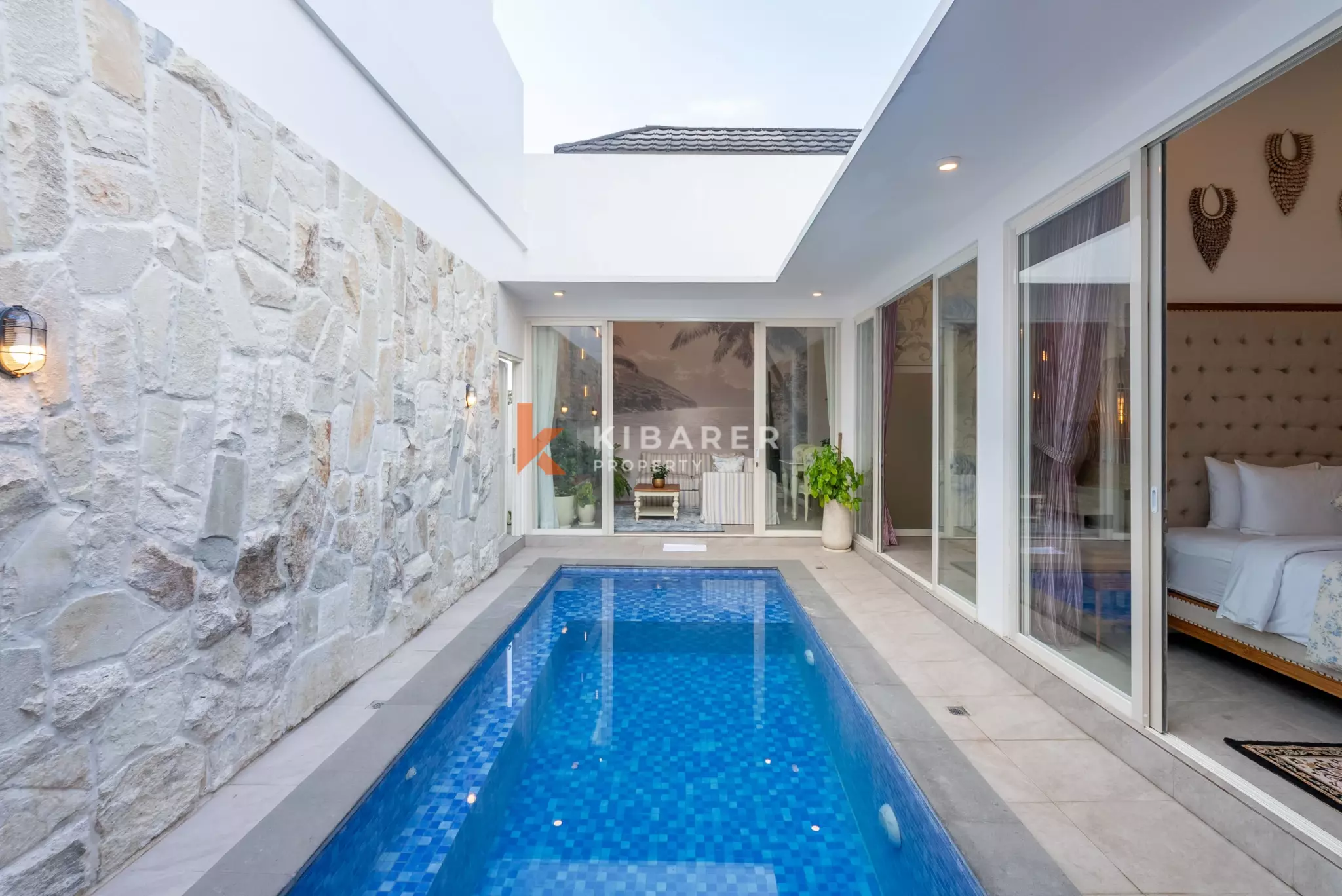 Charming Two-Bedroom Villa in Prime Berawa Location — image 2