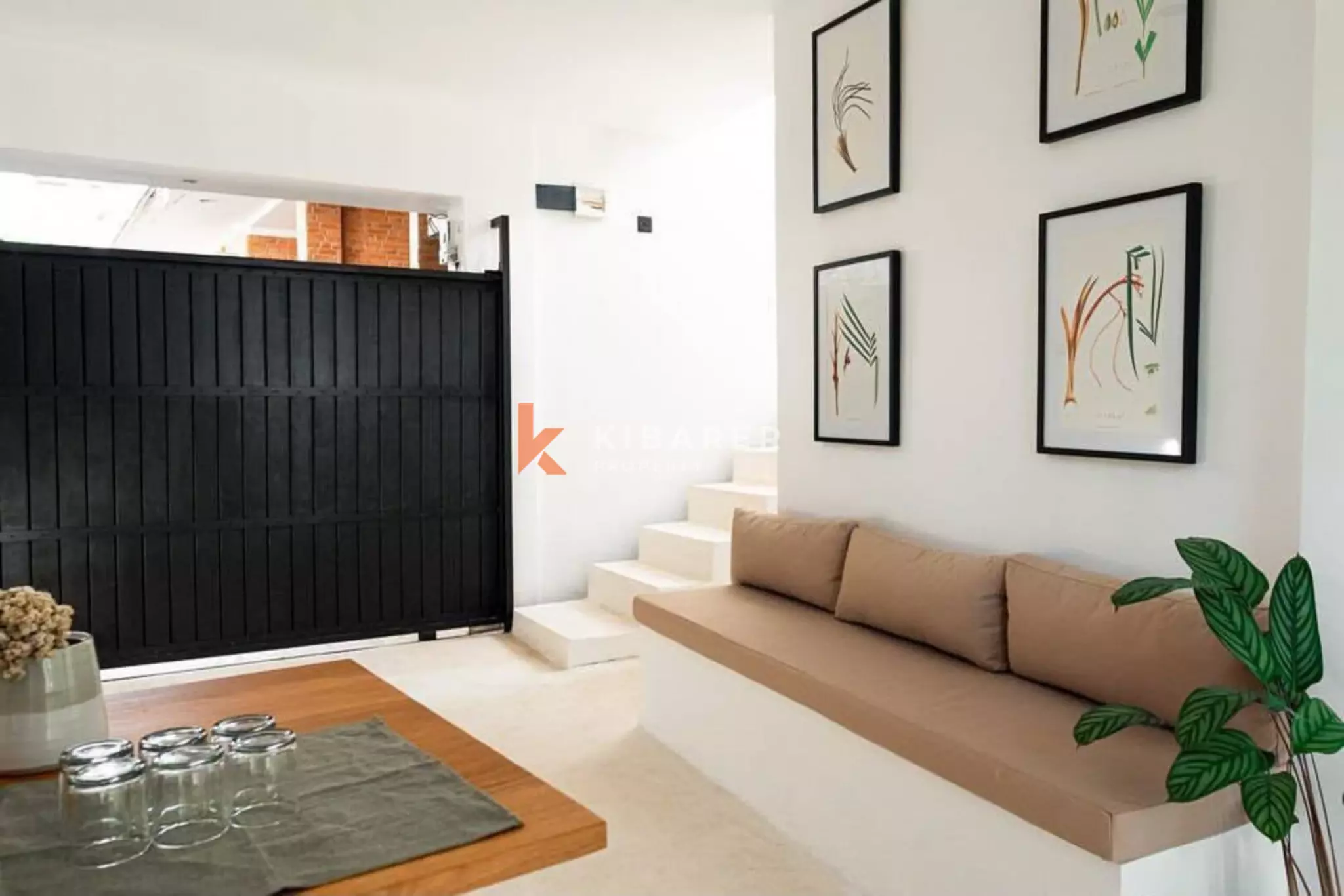 Modern Three-Bedroom Villa with Enclosed Living Space in Canggu — image 6