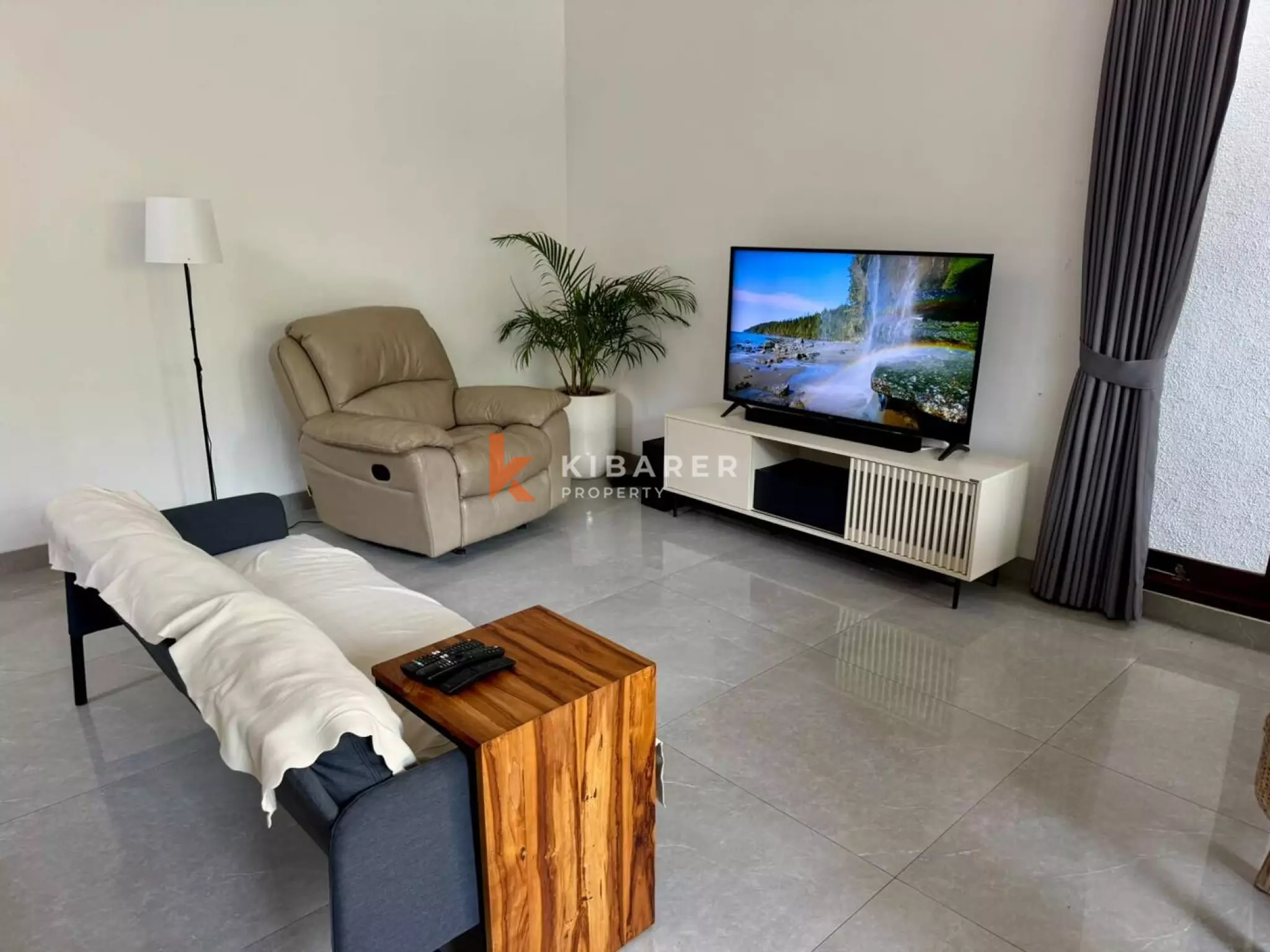 Minimalist Coastal Three Bedroom Villa in Seseh — image 6