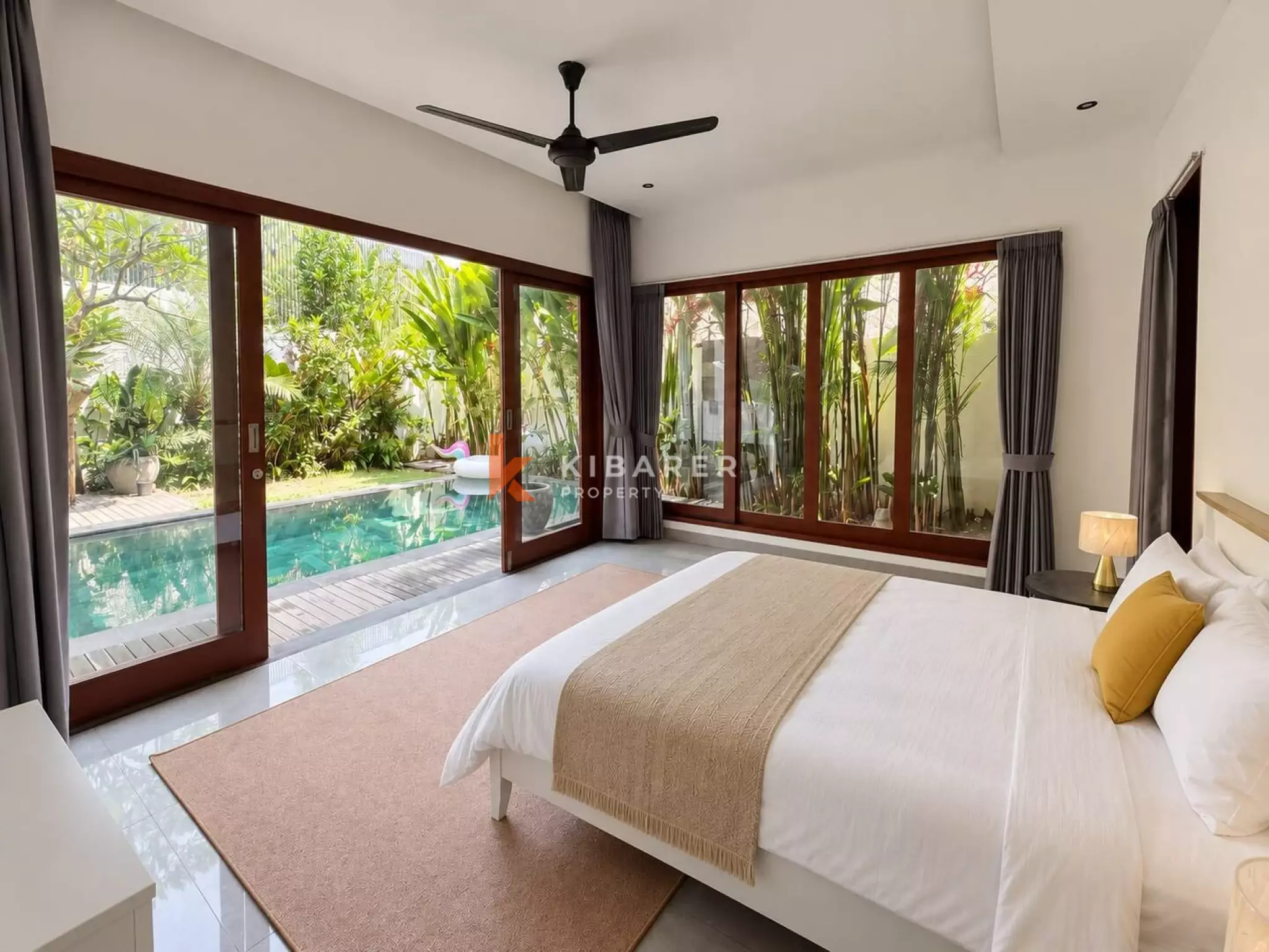 Minimalist Seaside Villa with Three Bedrooms in Seseh