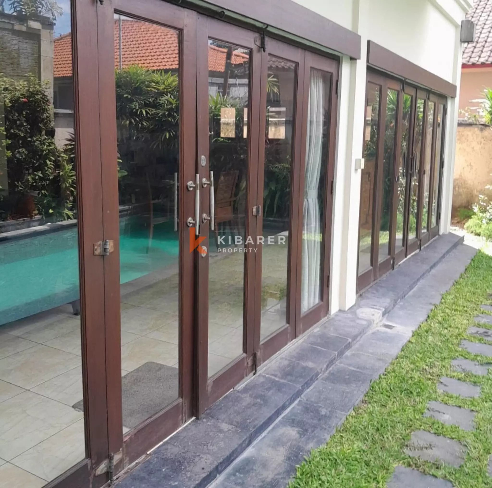 Oase Taman Pribadi – Three-Bedroom Villa with Swimming Pool in Umalas — image 4