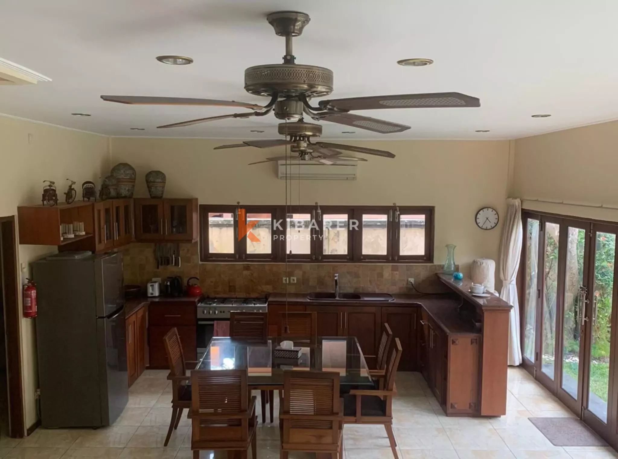 Oase Taman Pribadi – Three-Bedroom Villa with Swimming Pool in Umalas