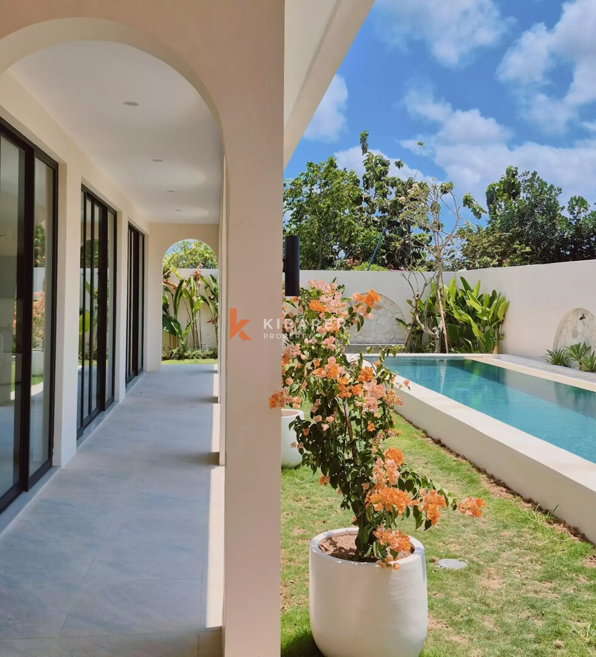 New Mediterranean Villa with Four Bedrooms and Swimming Pool in Seminyak — image 15
