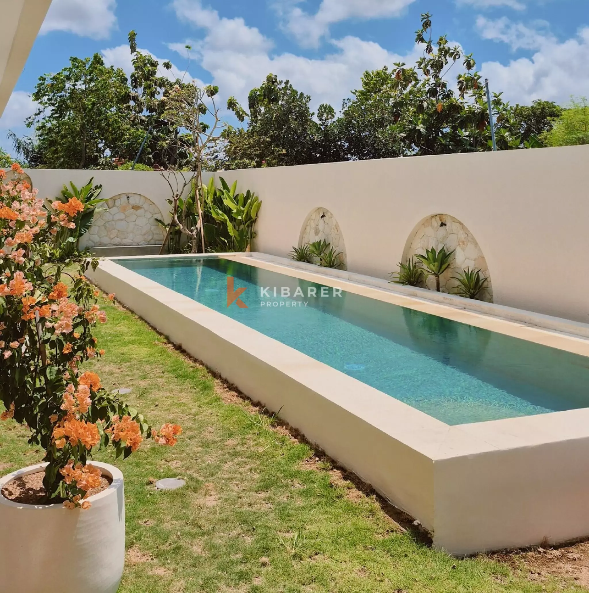 New Mediterranean Villa with Four Bedrooms and Swimming Pool in Seminyak — image 2