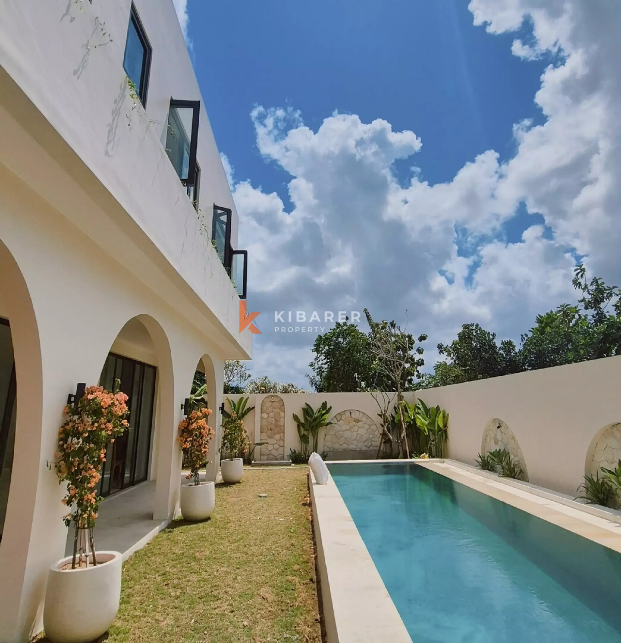 New Mediterranean Villa with Four Bedrooms and Swimming Pool in Seminyak — image 1