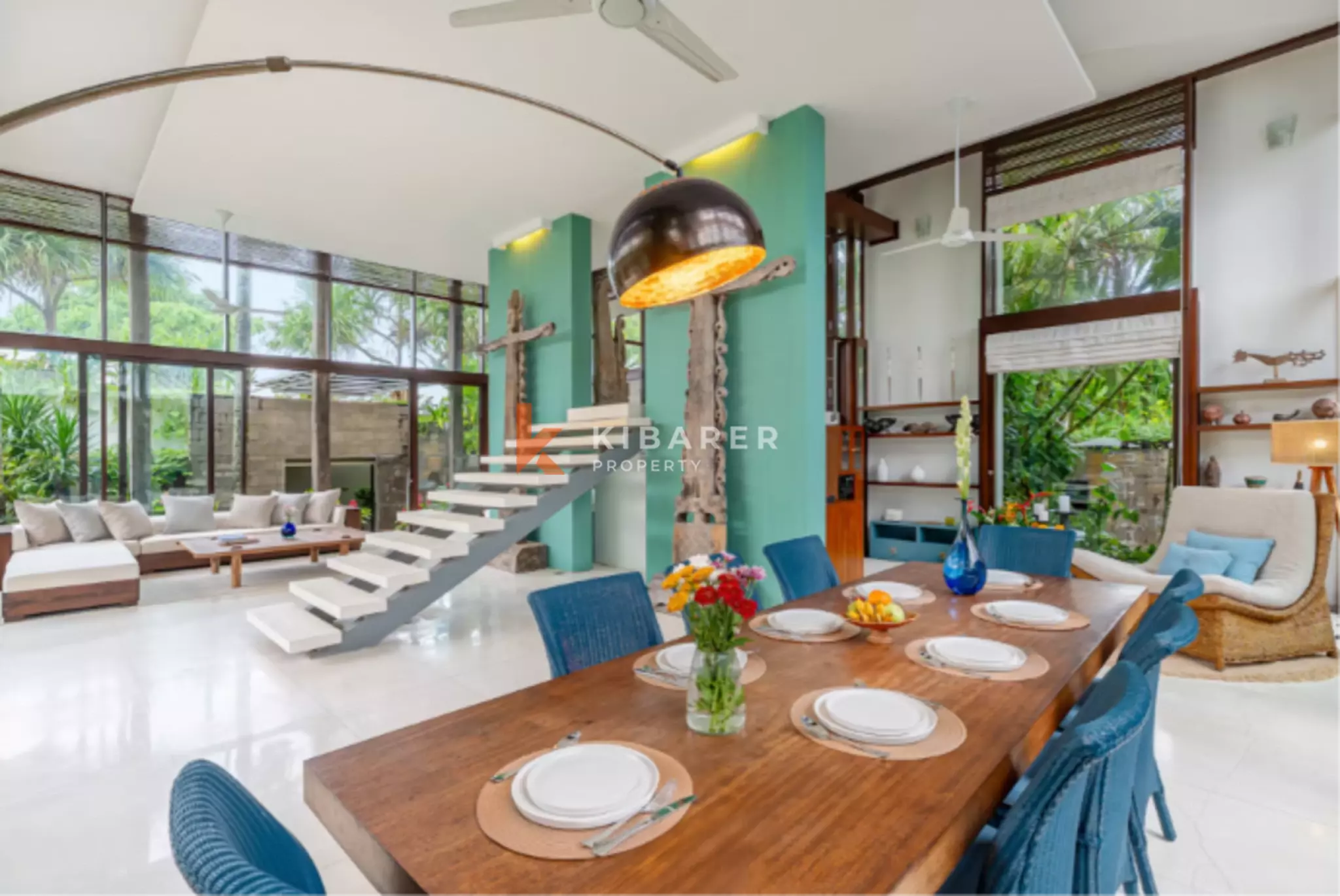Quiet Luxury Three Bedroom Villa with Sauna & Gym in Canggu — image 9