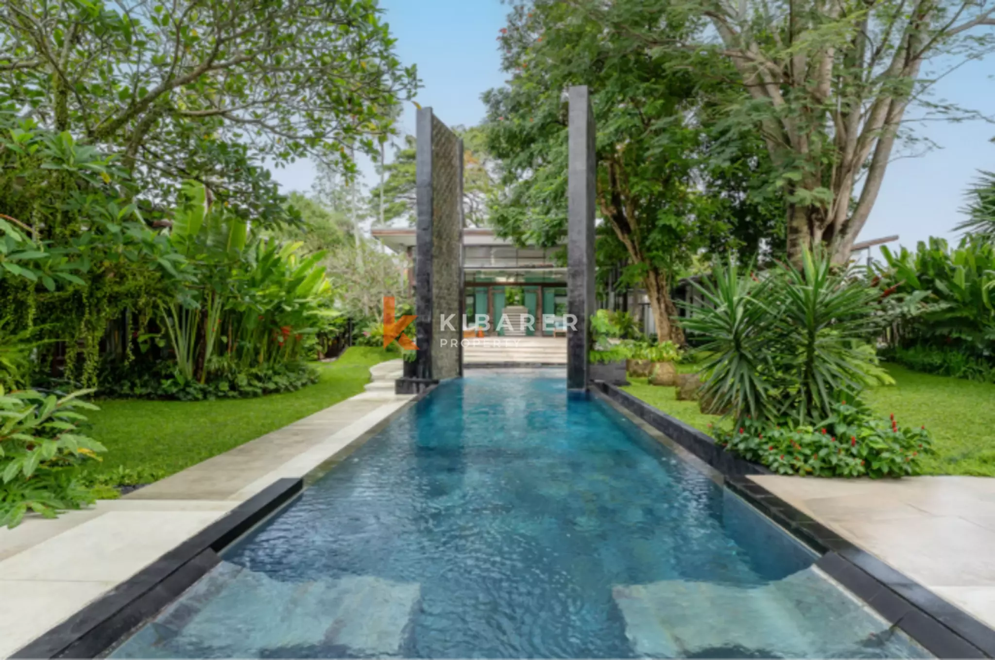 Quiet Luxury Three Bedroom Villa with Sauna & Gym in Canggu — image 1