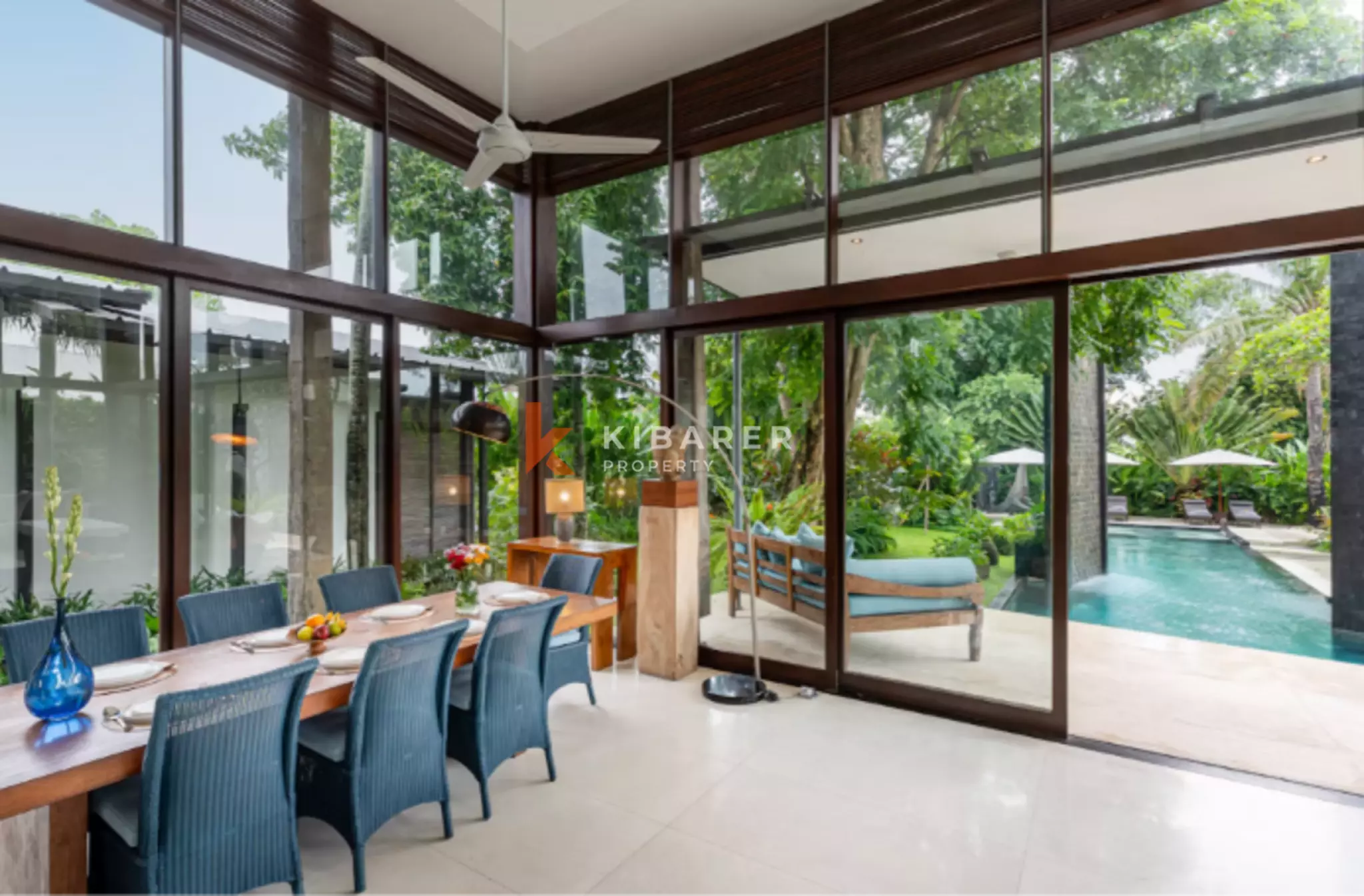 Quiet Luxury Three Bedroom Villa with Sauna & Gym in Canggu — image 6