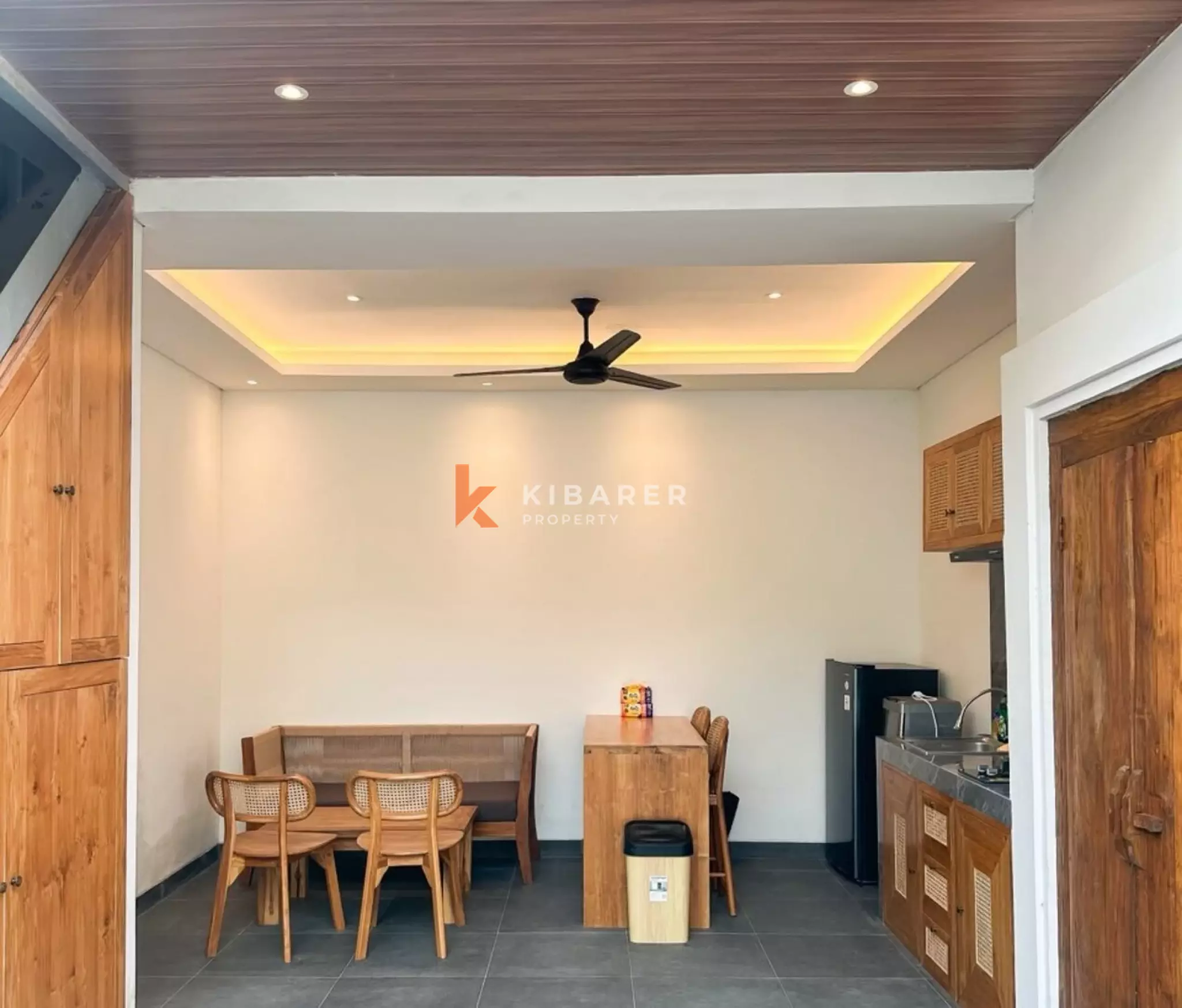 Bright and Spacious Two-Bedroom Villa in Sanur — image 4