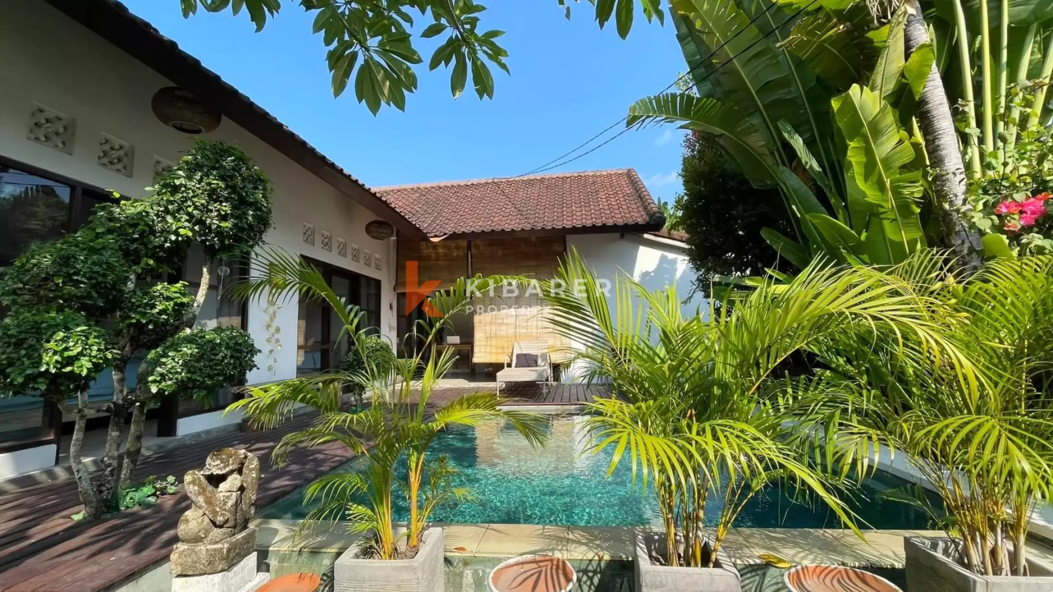 Three-Bedroom Villa with Open Concept and Private Pool in Babakan — image 14