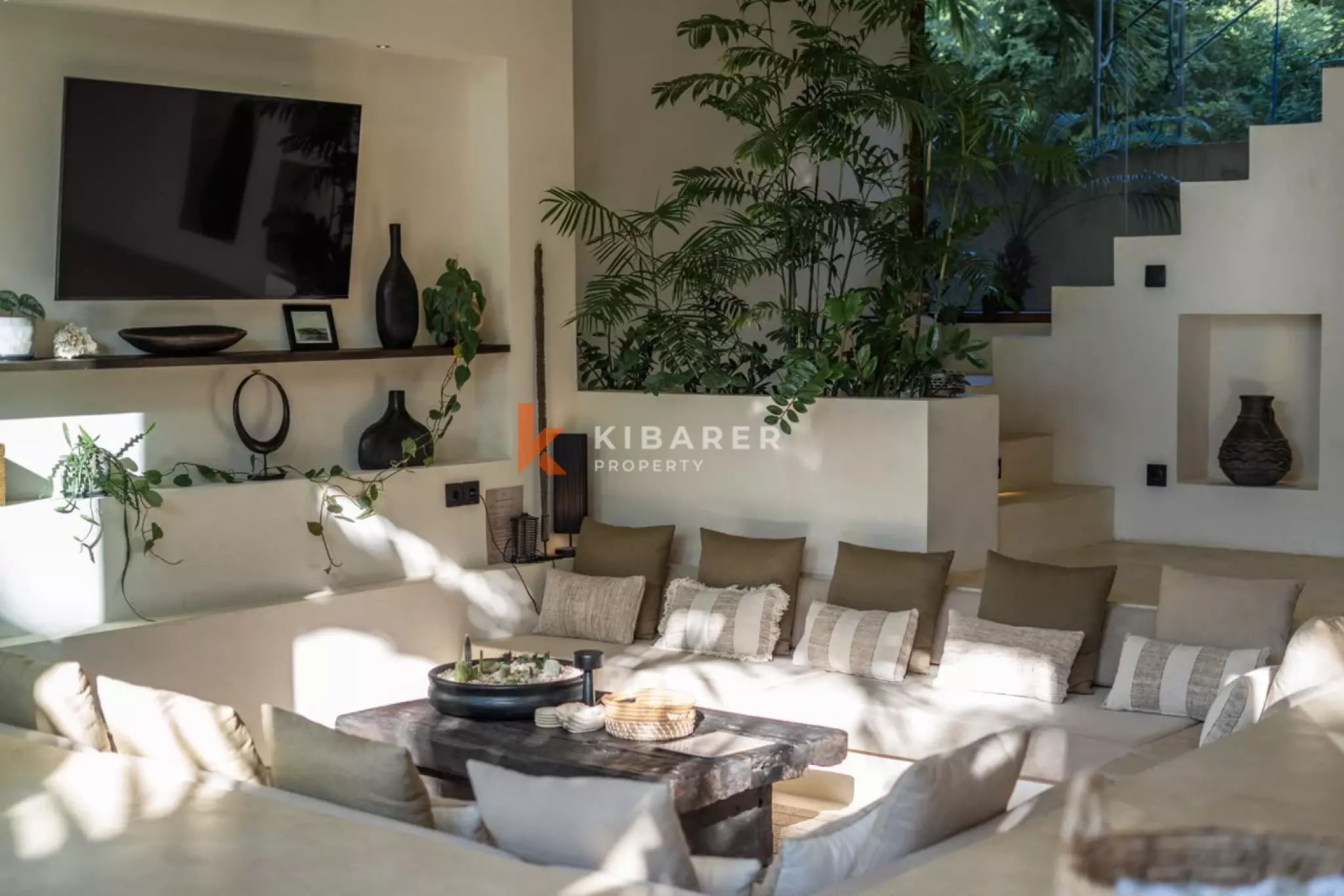 Bohemian-Chic Style Villa with Three Bedrooms and Sea View in Uluwatu — image 17