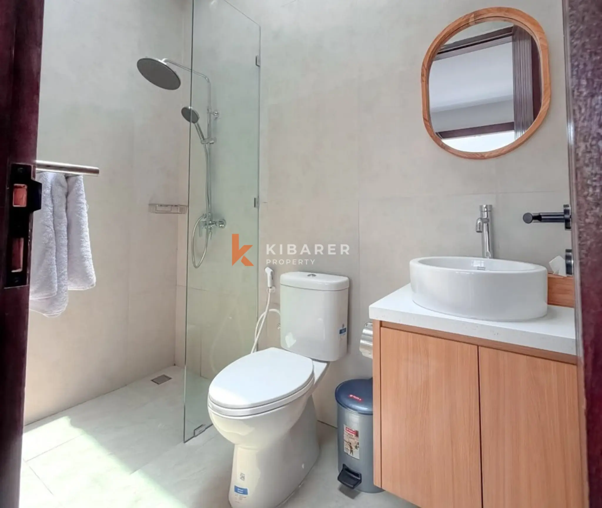 Tropical Serenity - Modern Two-Bedroom Villa in Seseh — image 7